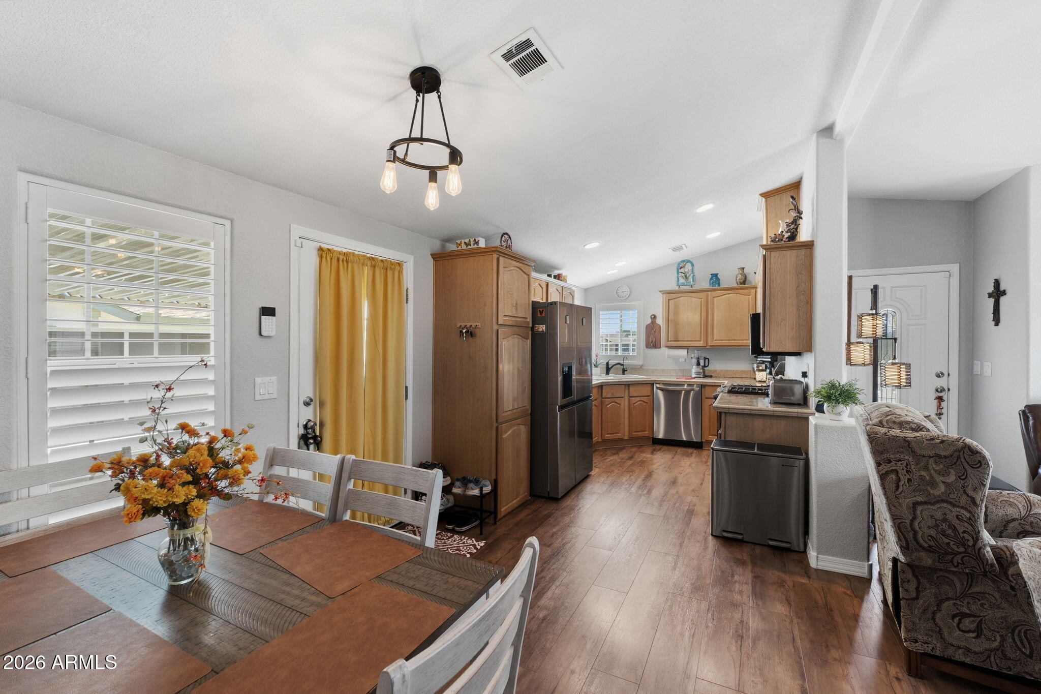 MCGAVIN RANCH - Residential