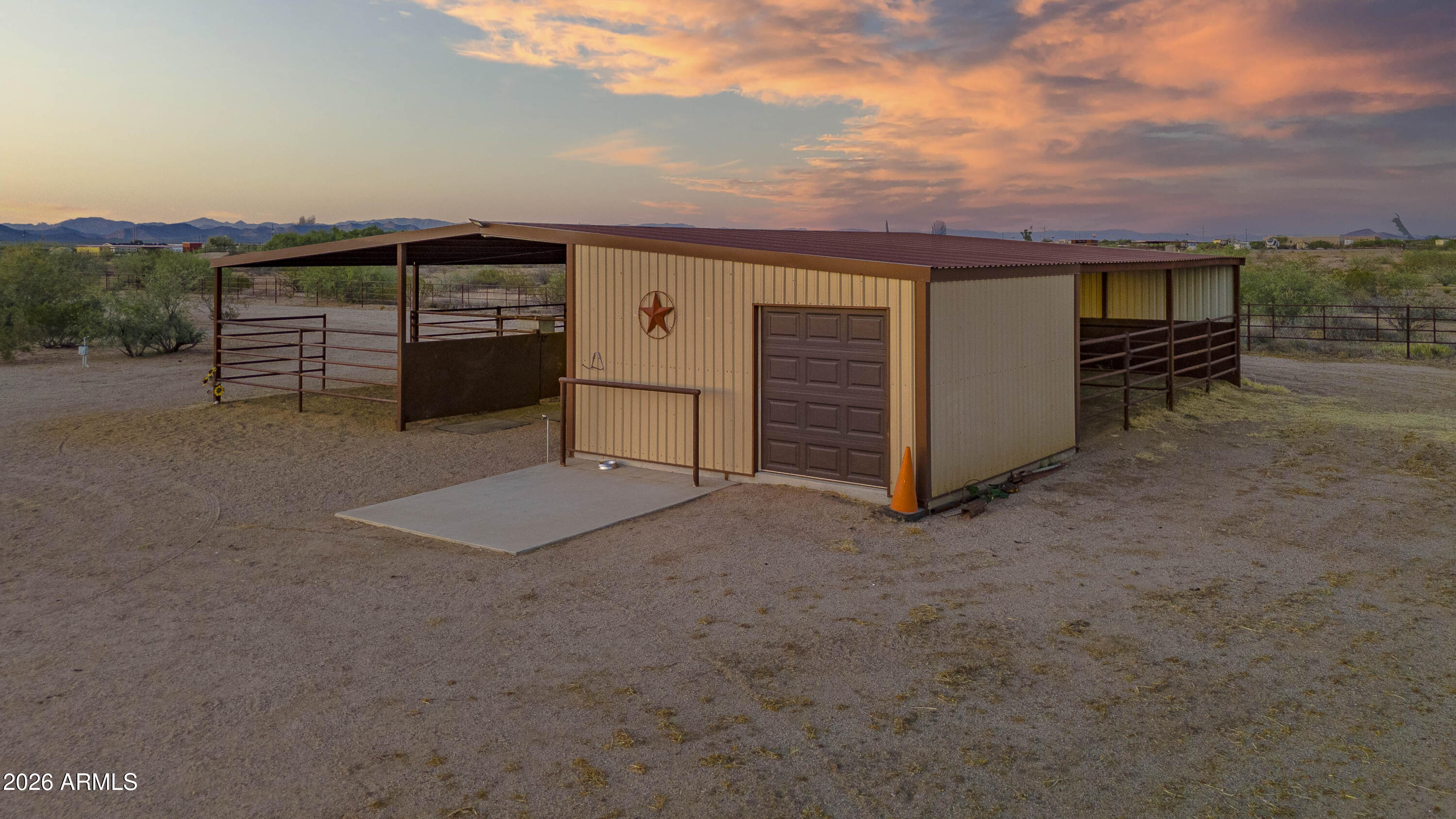 J-1 Ranches - Residential