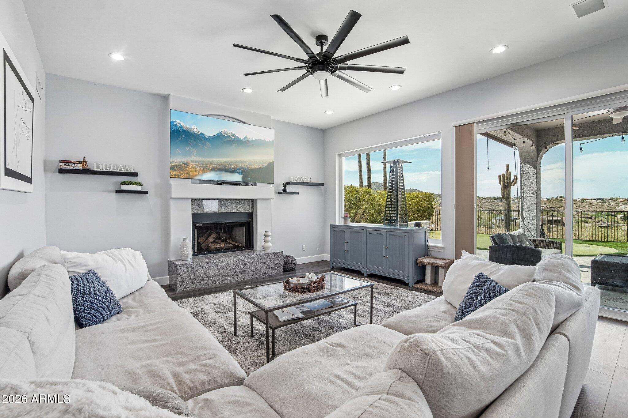 FOUNTAIN HILLS ARIZONA NO. 604-B AMD BLOCK 2 LOT 1 - Residential