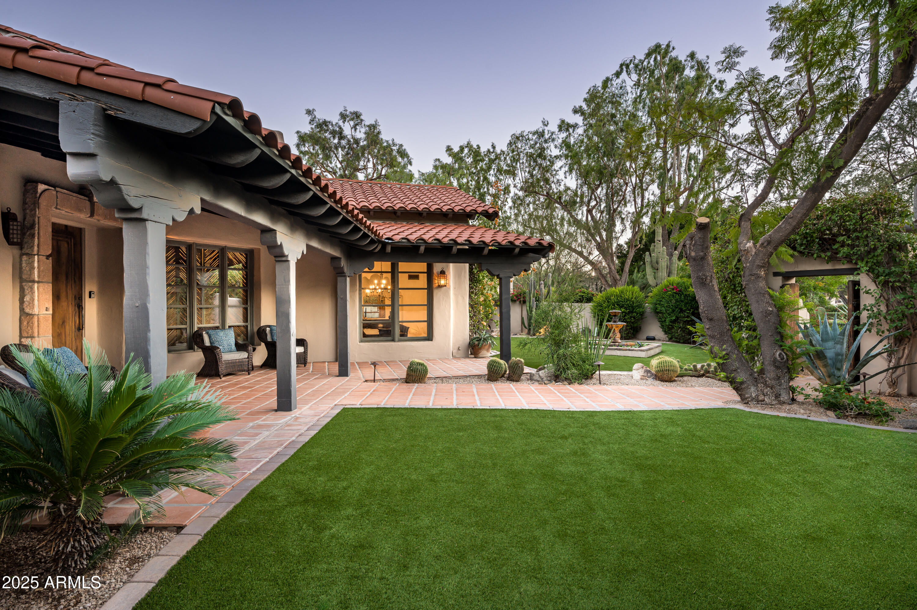 CINCO SOLES - Residential
