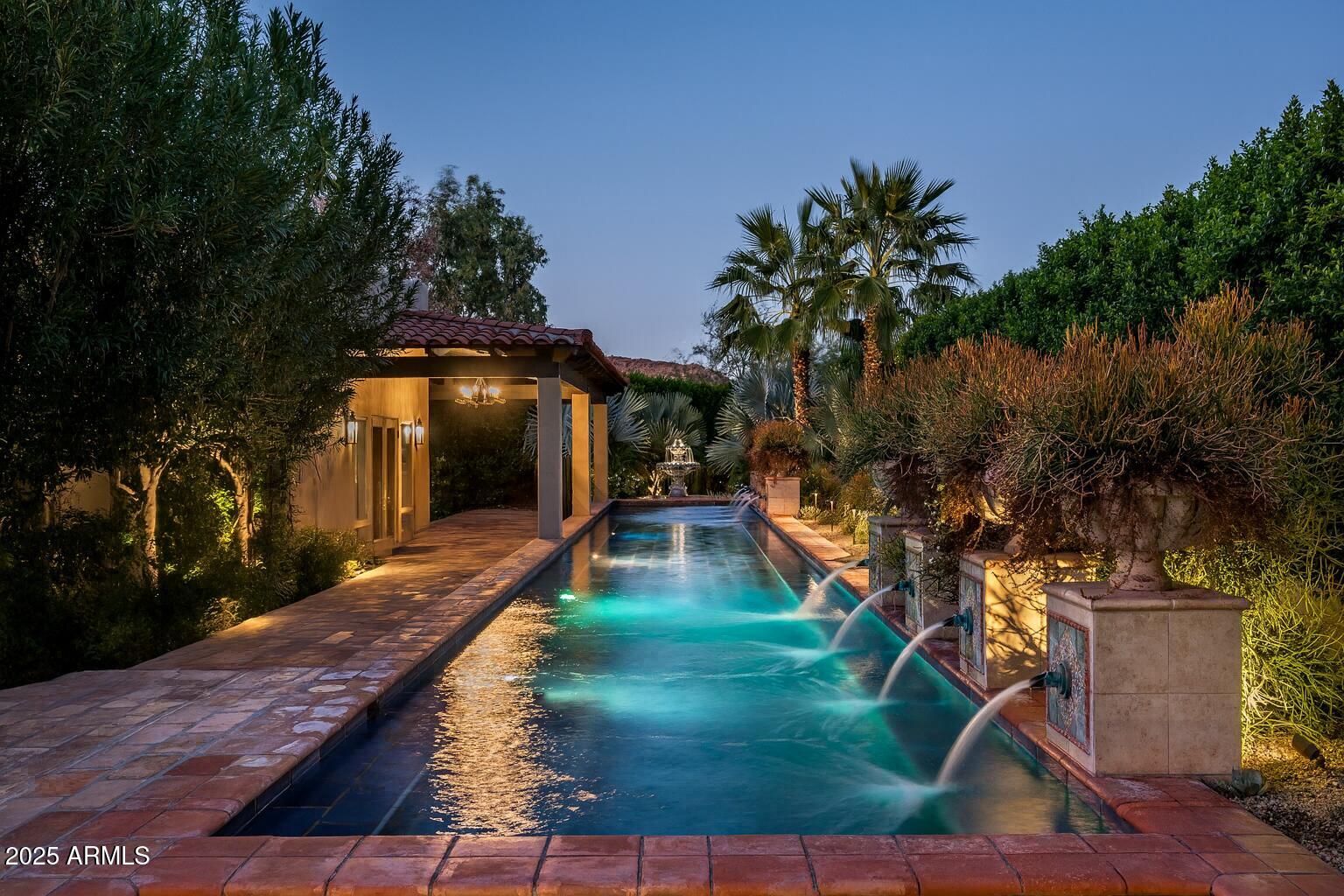 CINCO SOLES - Residential