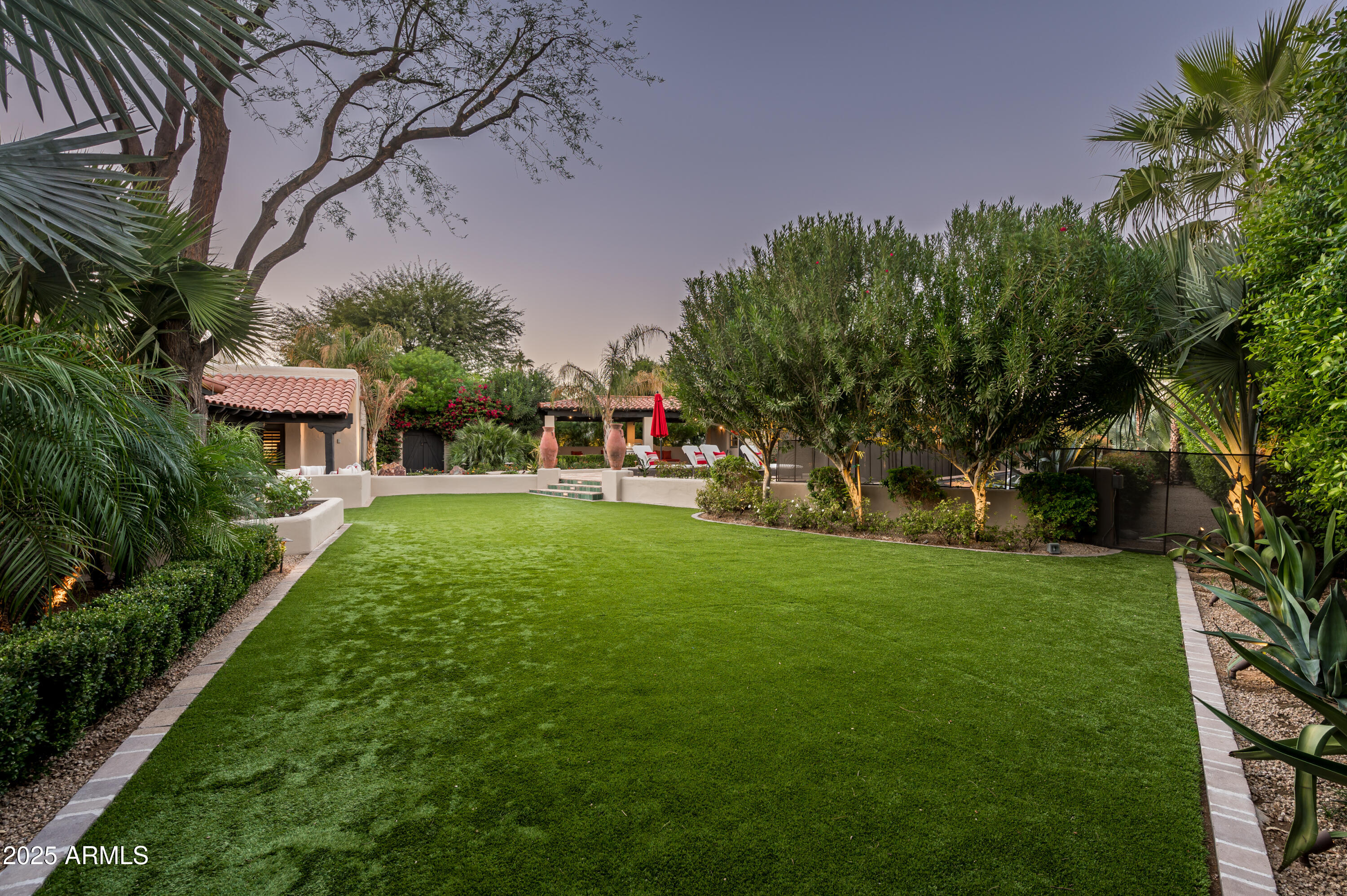 CINCO SOLES - Residential