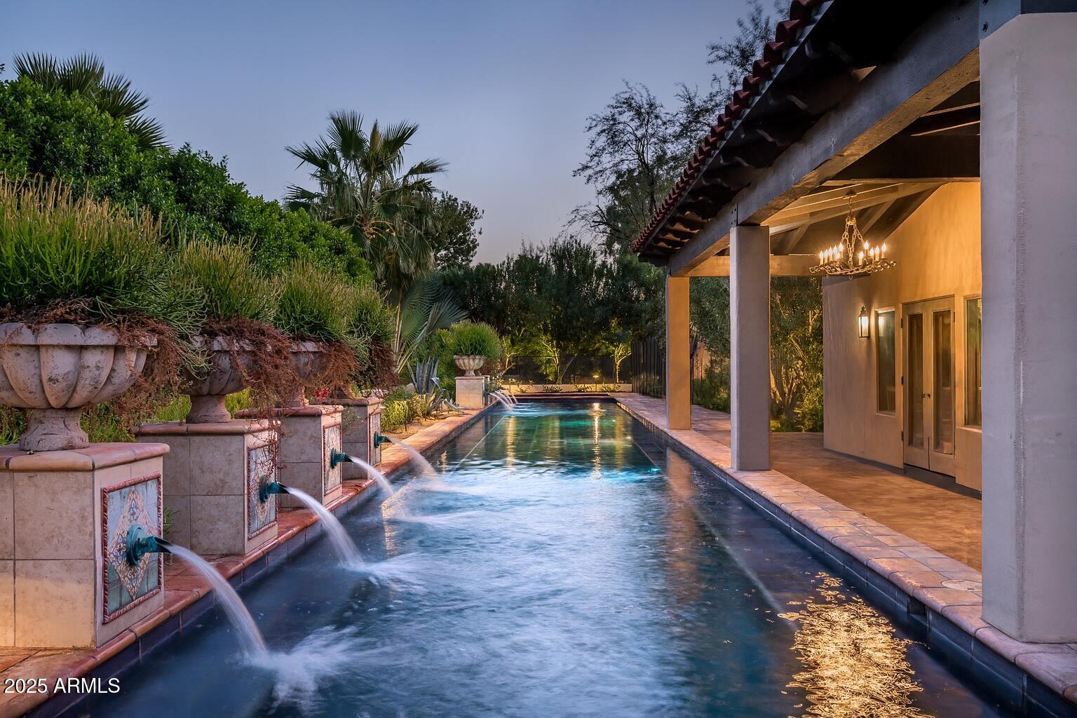 CINCO SOLES - Residential