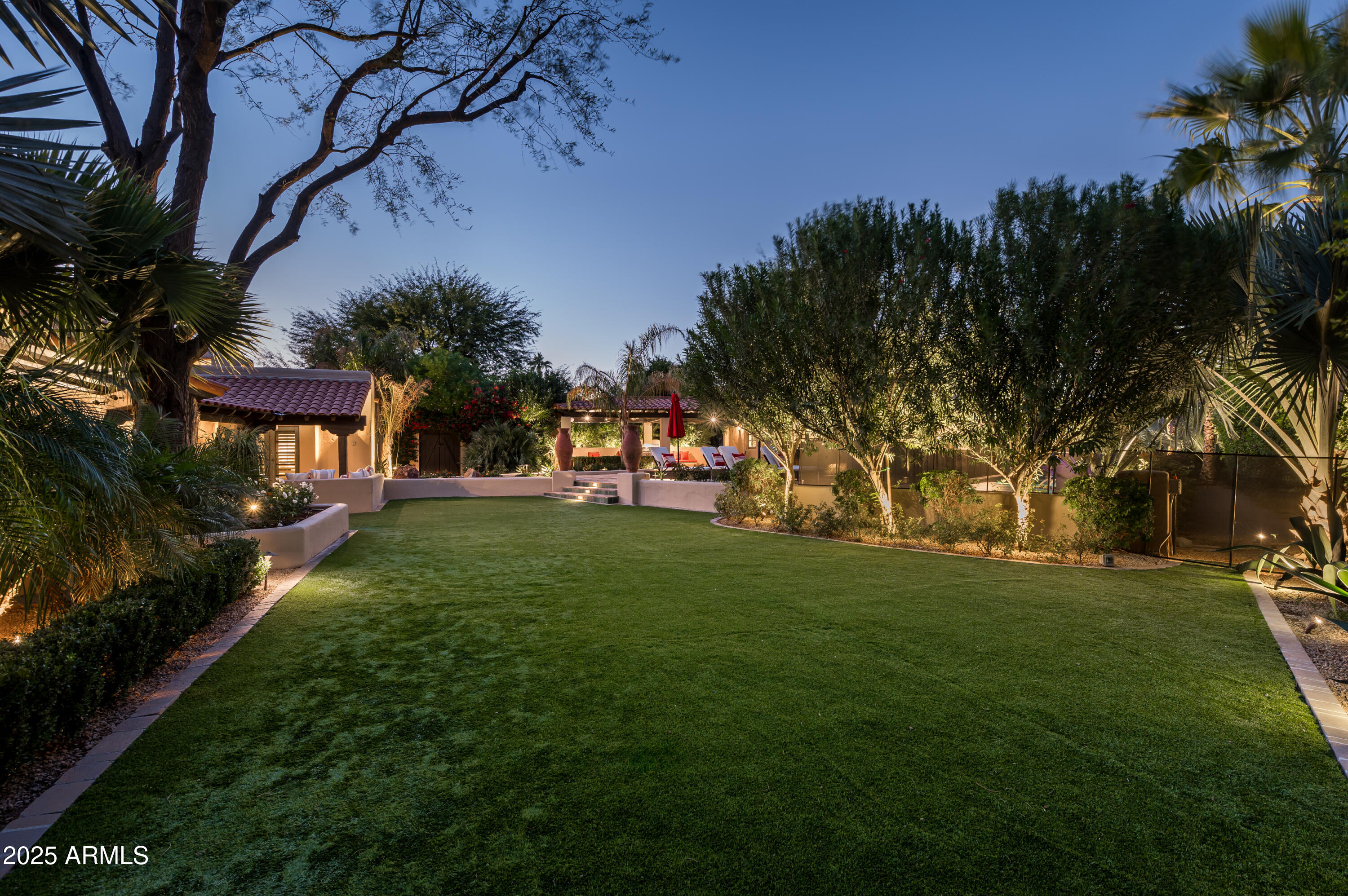 CINCO SOLES - Residential