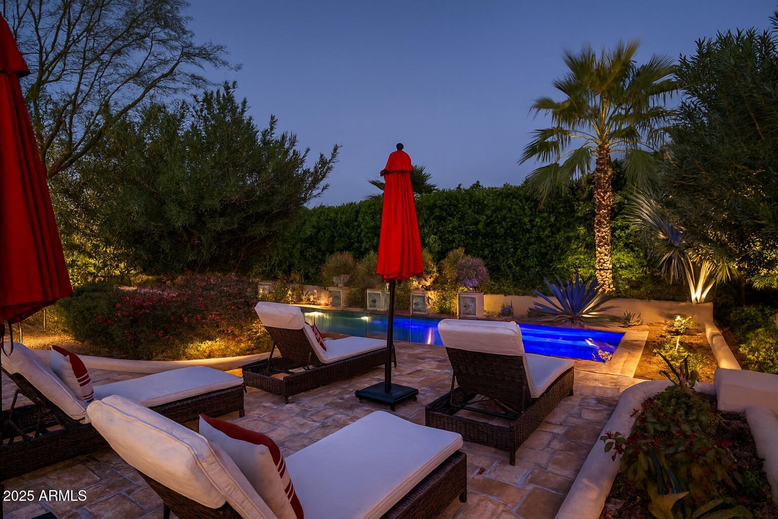 CINCO SOLES - Residential