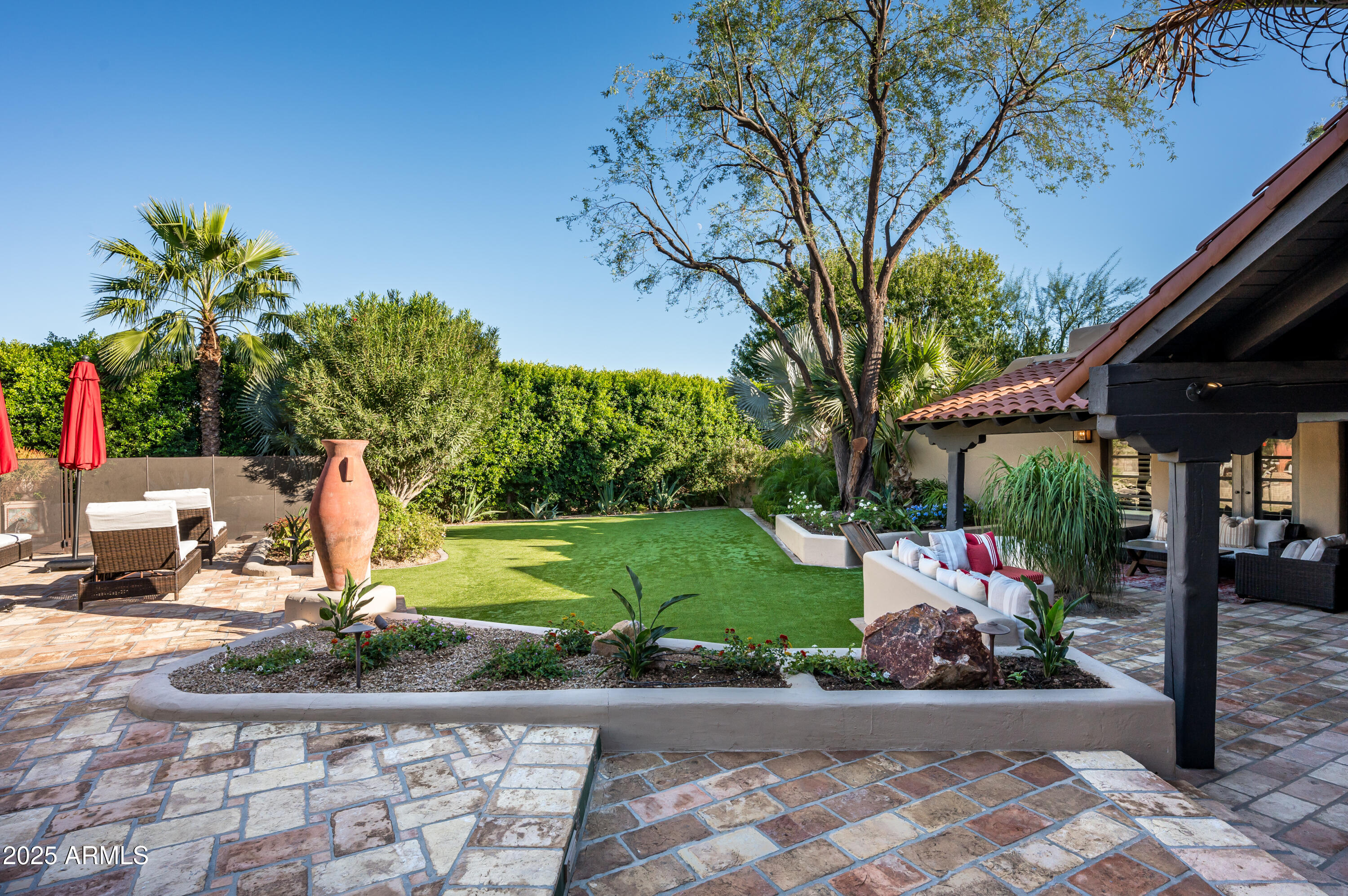 CINCO SOLES - Residential
