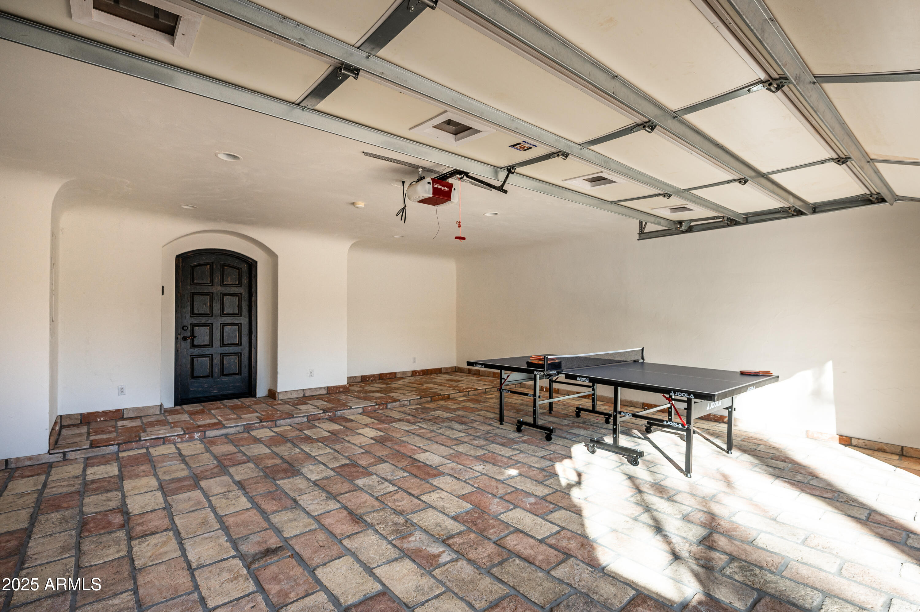 CINCO SOLES - Residential