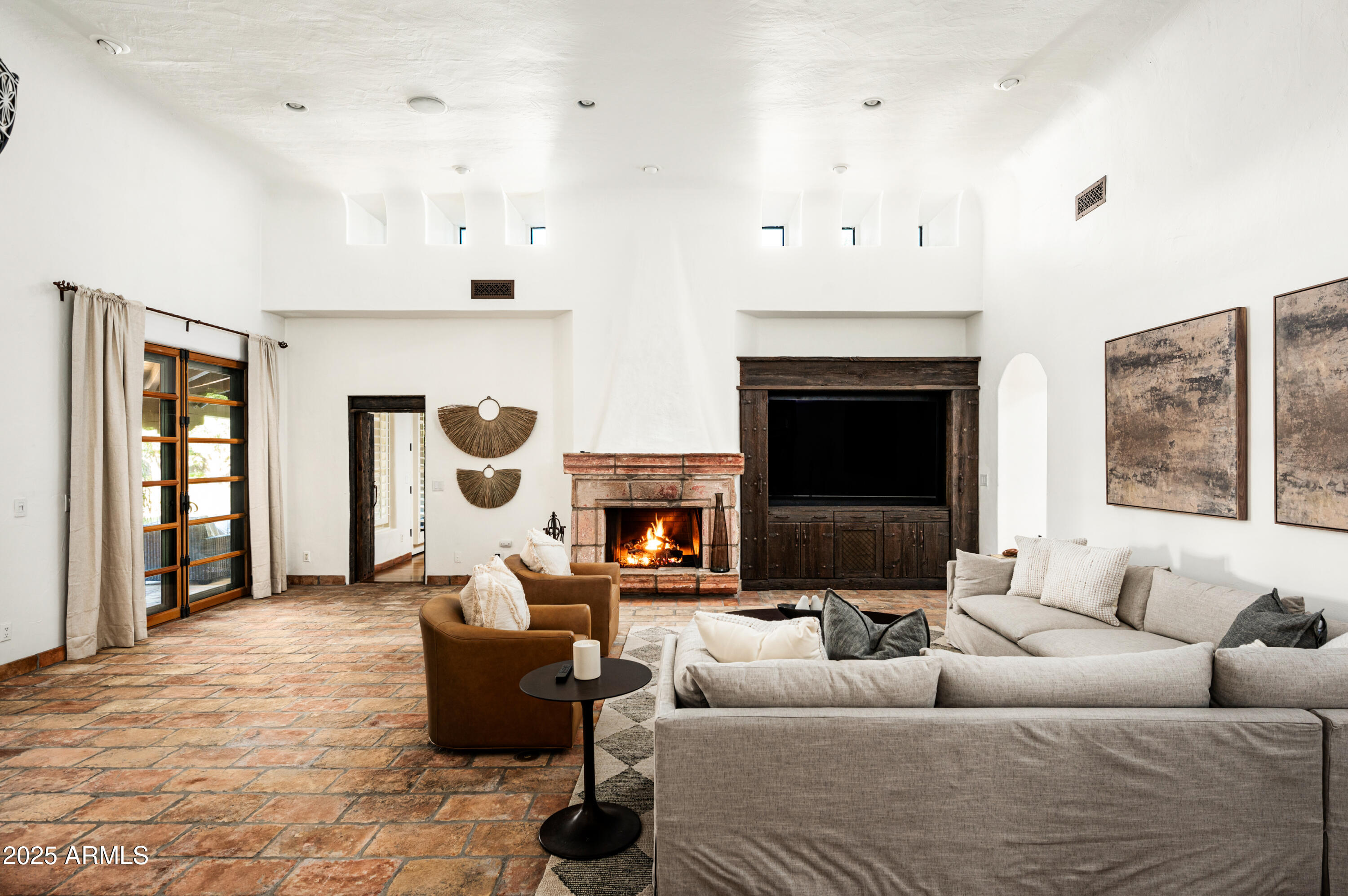 CINCO SOLES - Residential