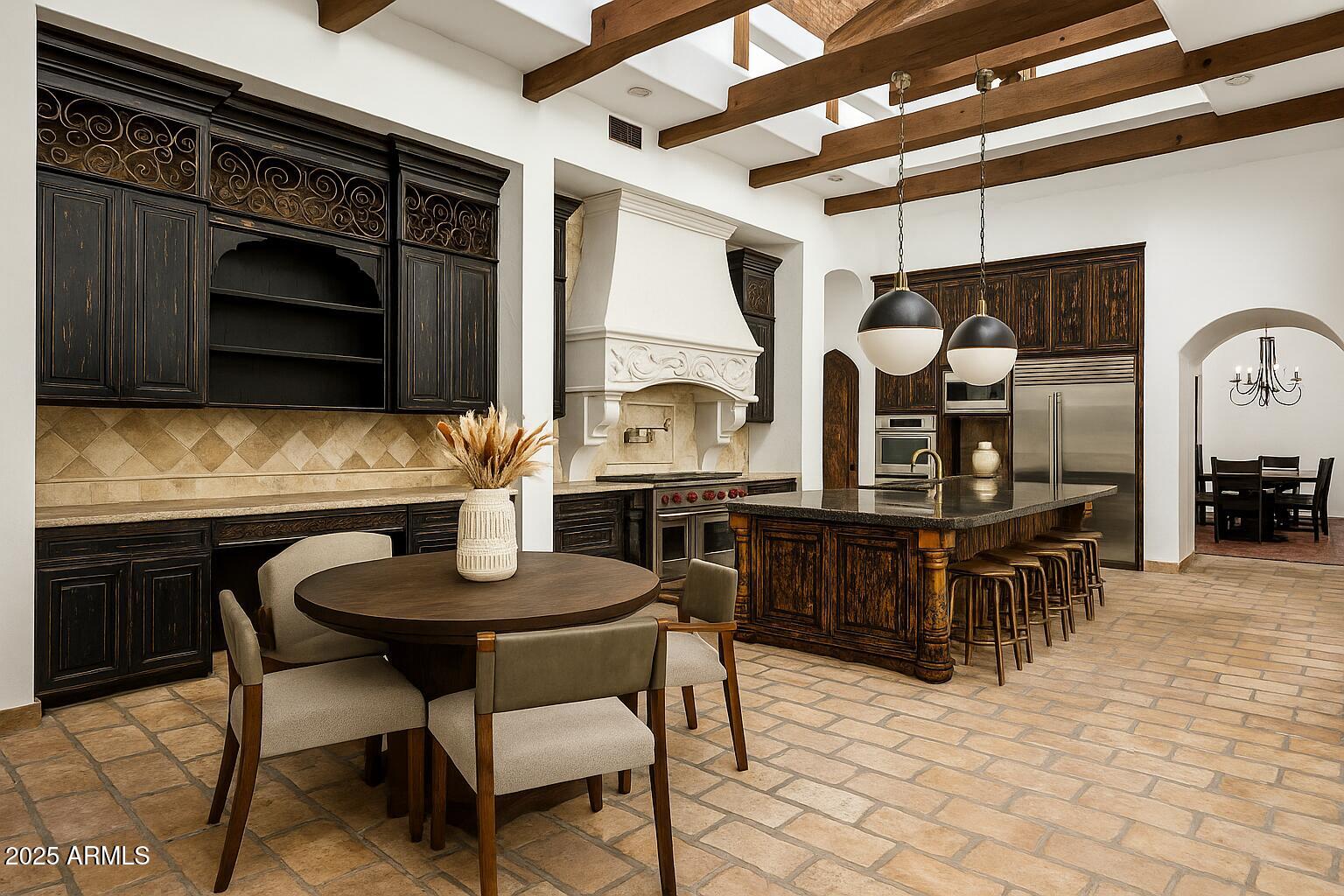 CINCO SOLES - Residential