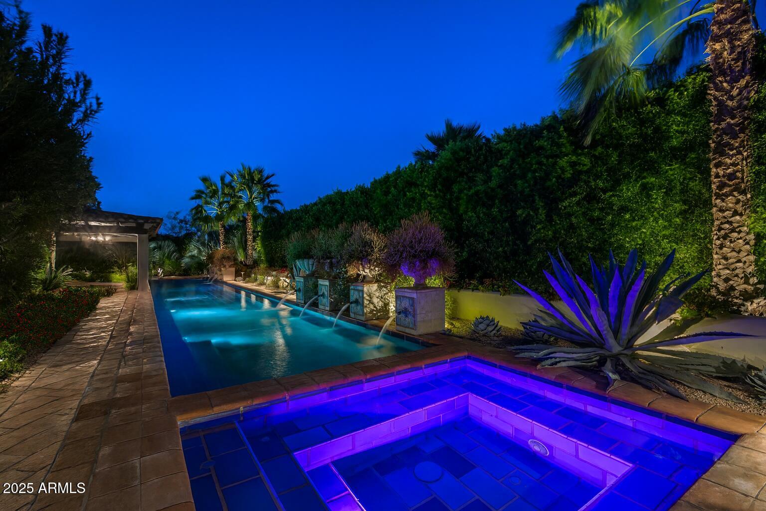 CINCO SOLES - Residential
