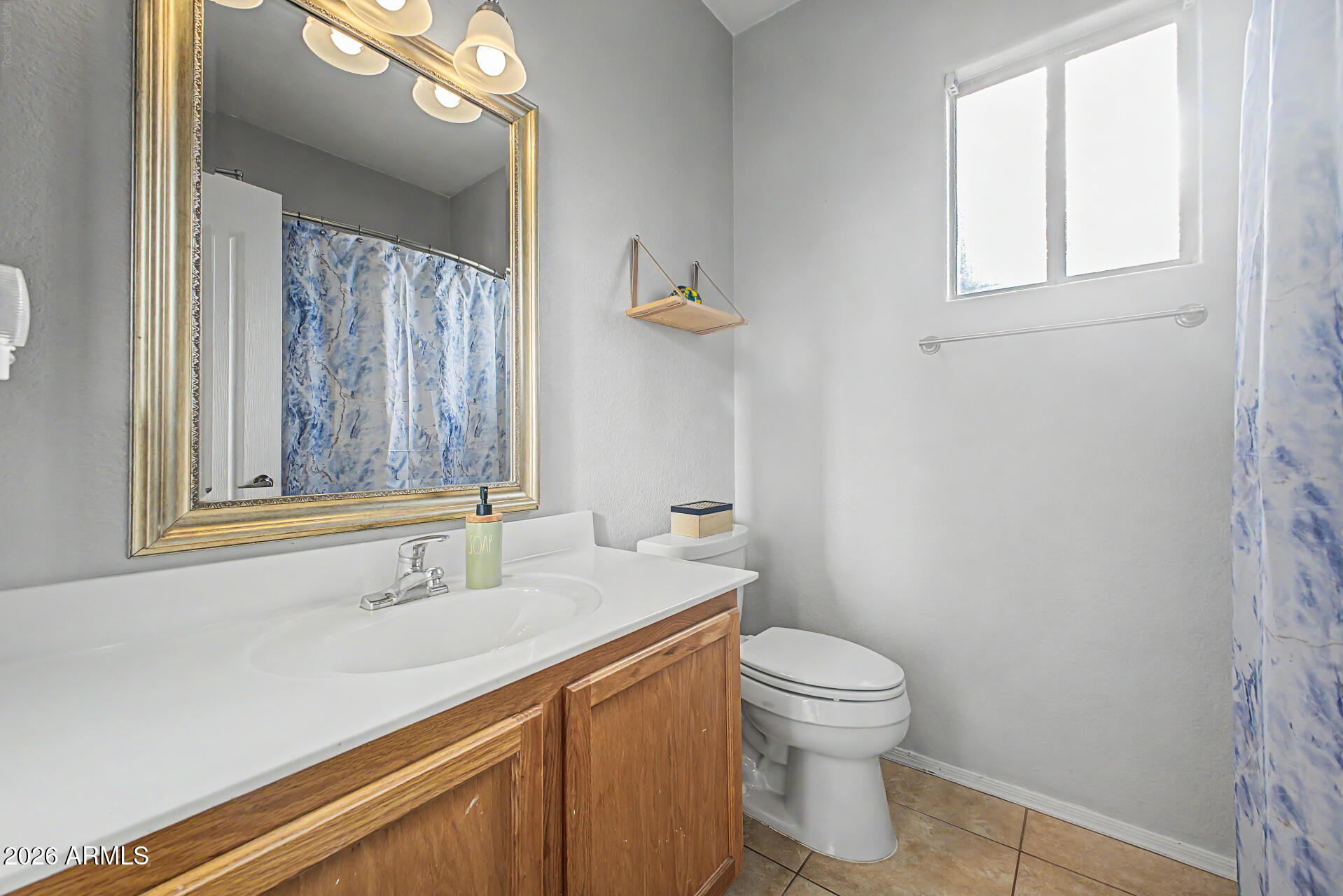 DAVE BROWN AT DYSART AND THUNDERBIRD - Residential