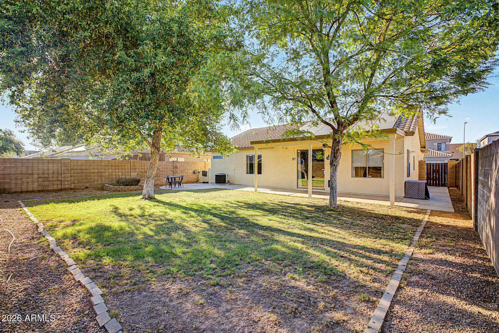 DAVE BROWN AT DYSART AND THUNDERBIRD - Residential