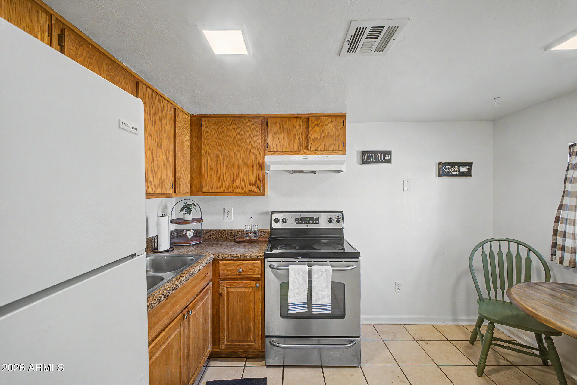 URBAN NON-SUBDIV - Residential Lease