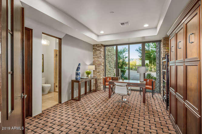 Mirabel Club - Residential