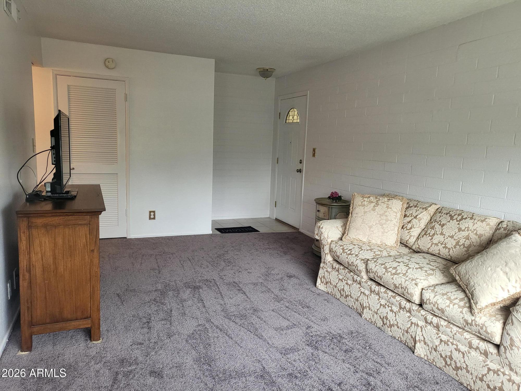 SCOTTSDALE EAST HOMES - Residential