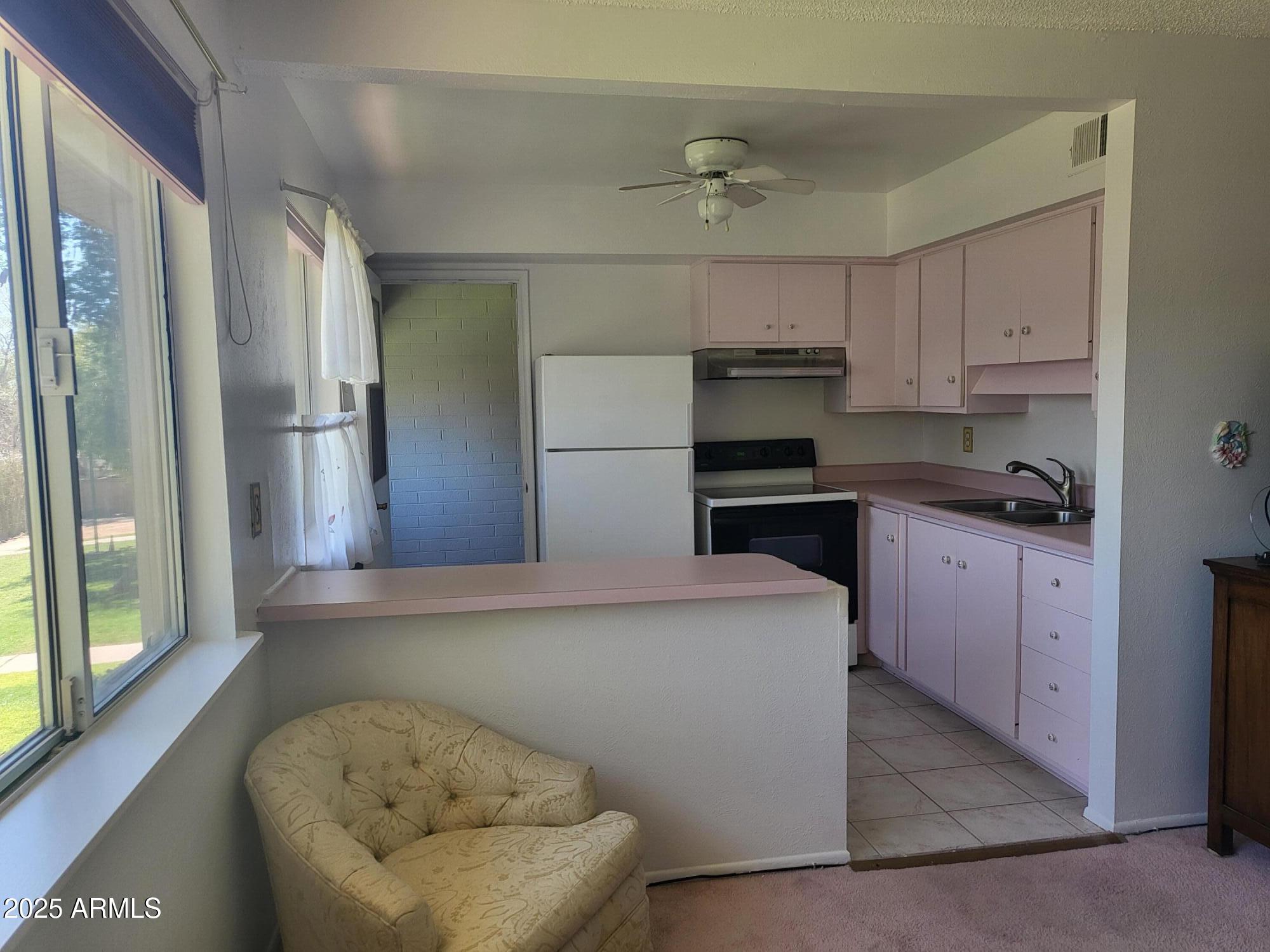 SCOTTSDALE EAST HOMES - Residential