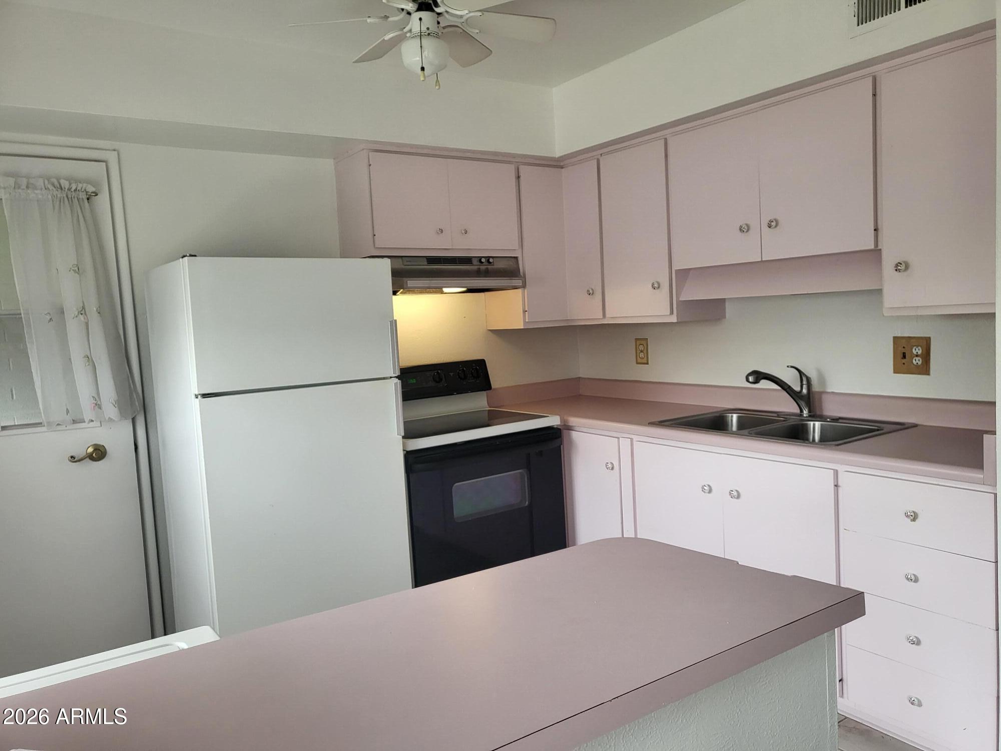 SCOTTSDALE EAST HOMES - Residential