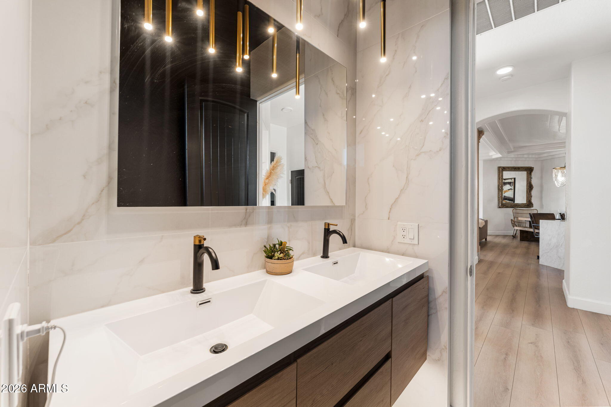 LA SALLE HEIGHTS - Residential