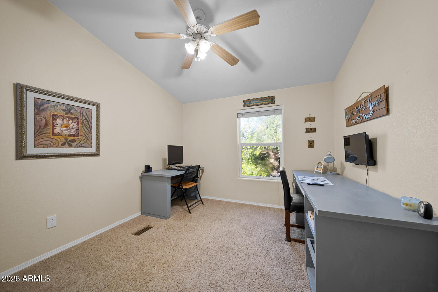 Hacienda Pines - Residential