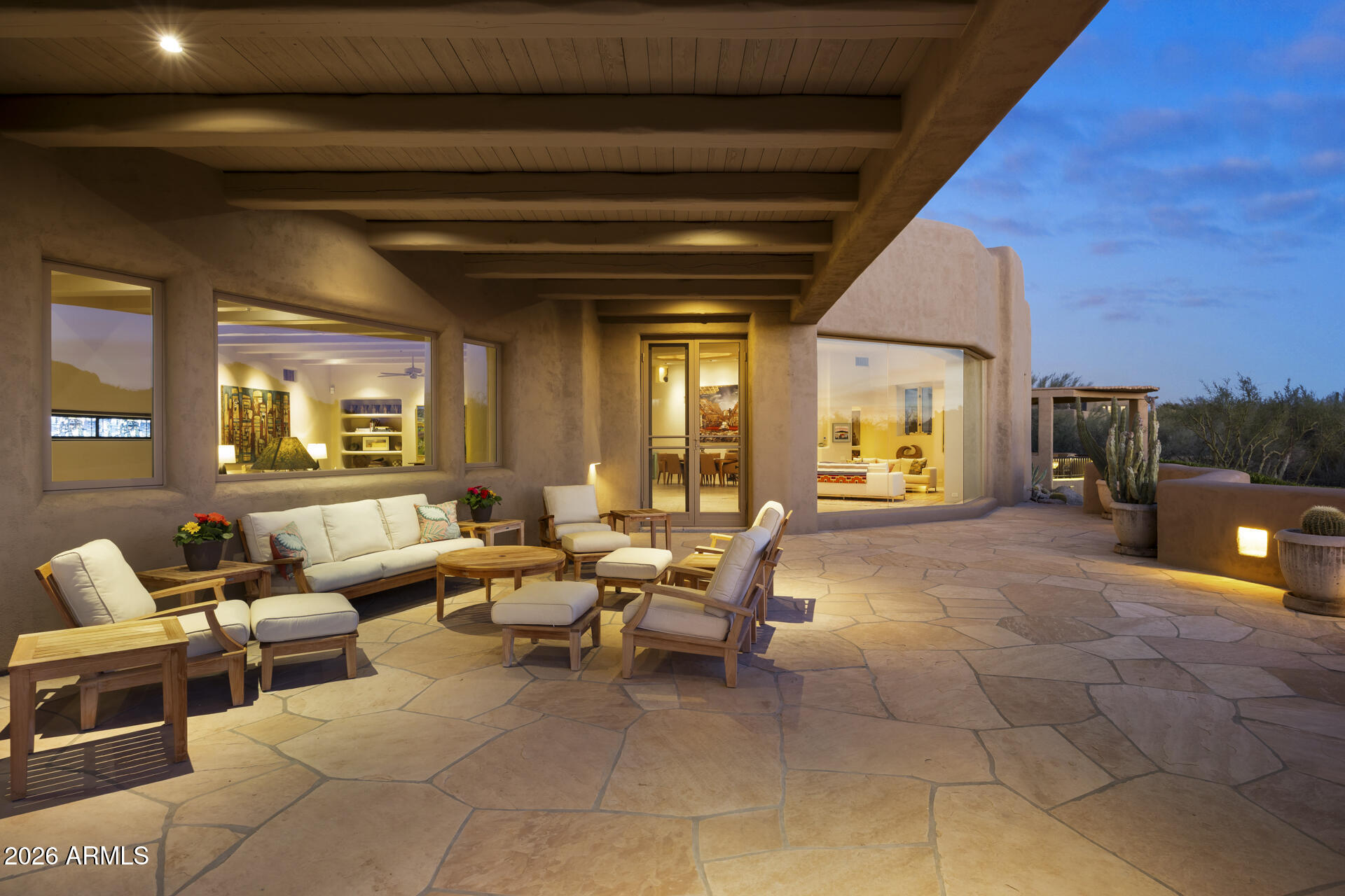 BOULDERS ADOBES DE LA TIERRA - Residential