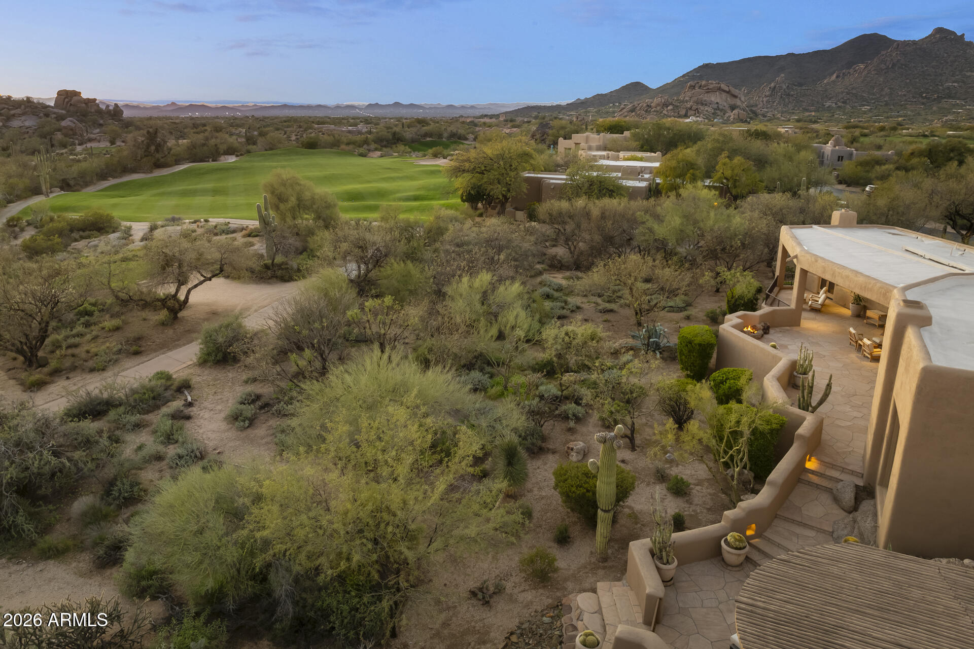 BOULDERS ADOBES DE LA TIERRA - Residential