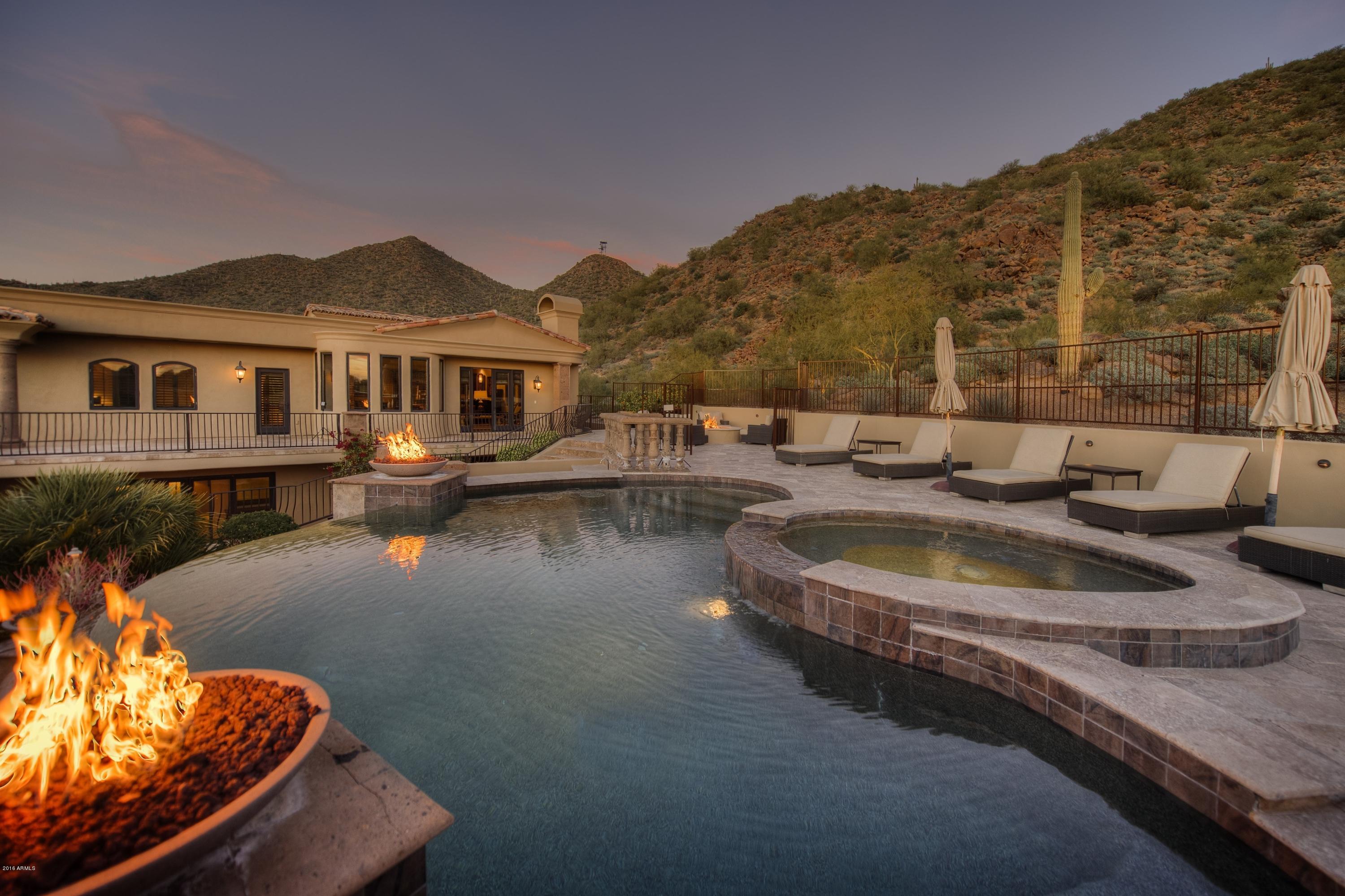 Las Sendas - Residential
