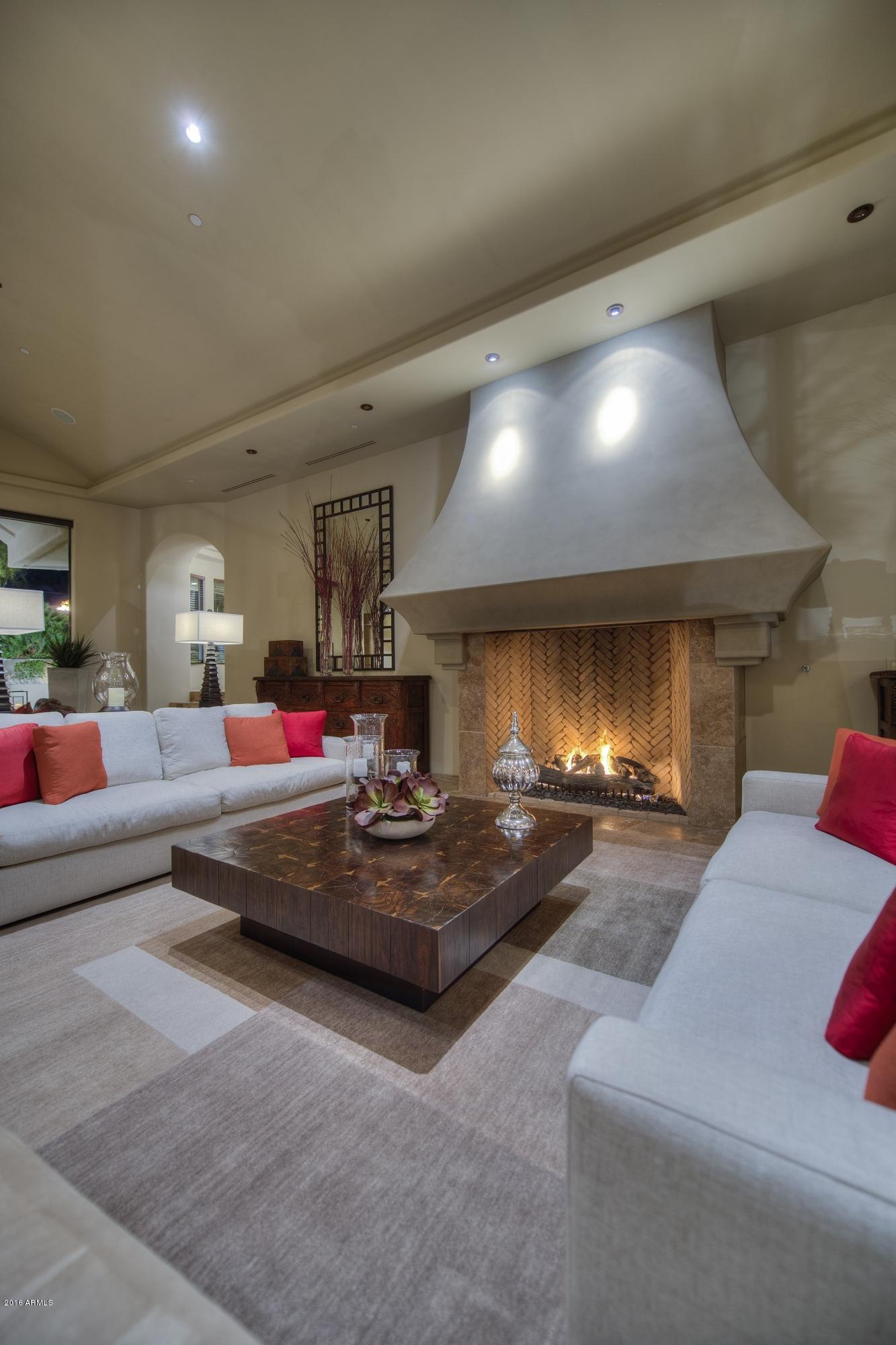 Las Sendas - Residential