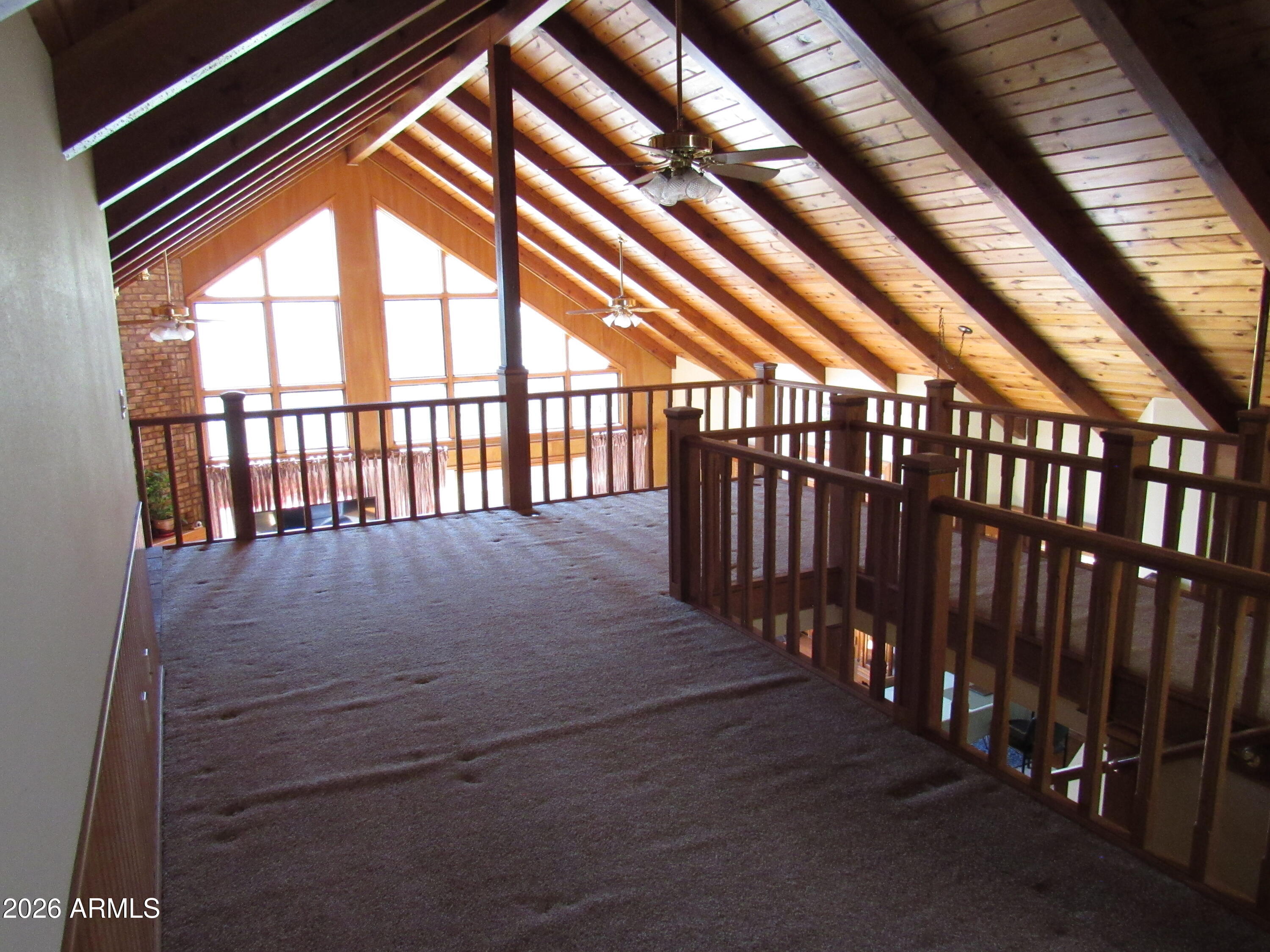 STRAWBERRY VIEW 2 - Residential