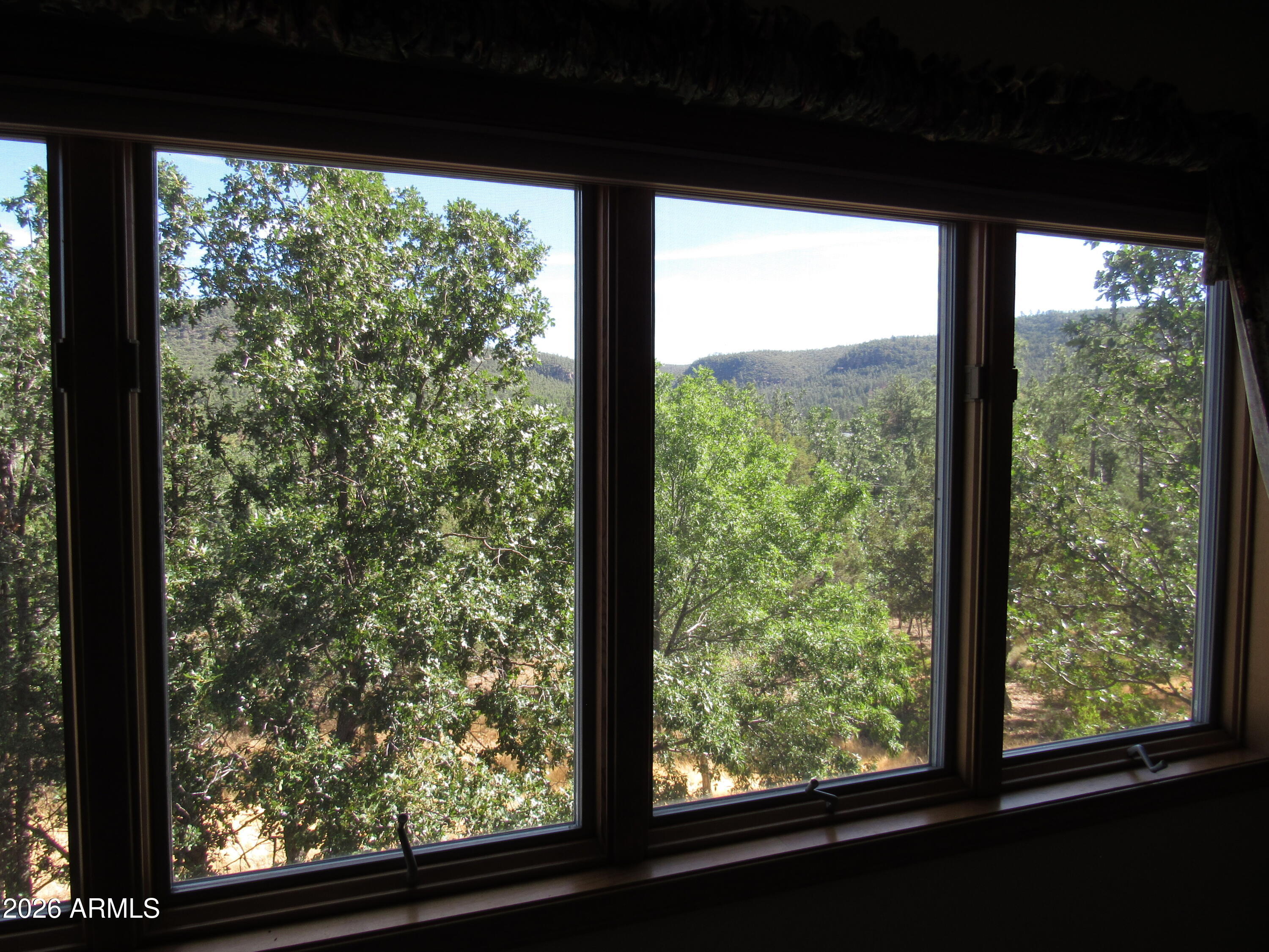STRAWBERRY VIEW 2 - Residential