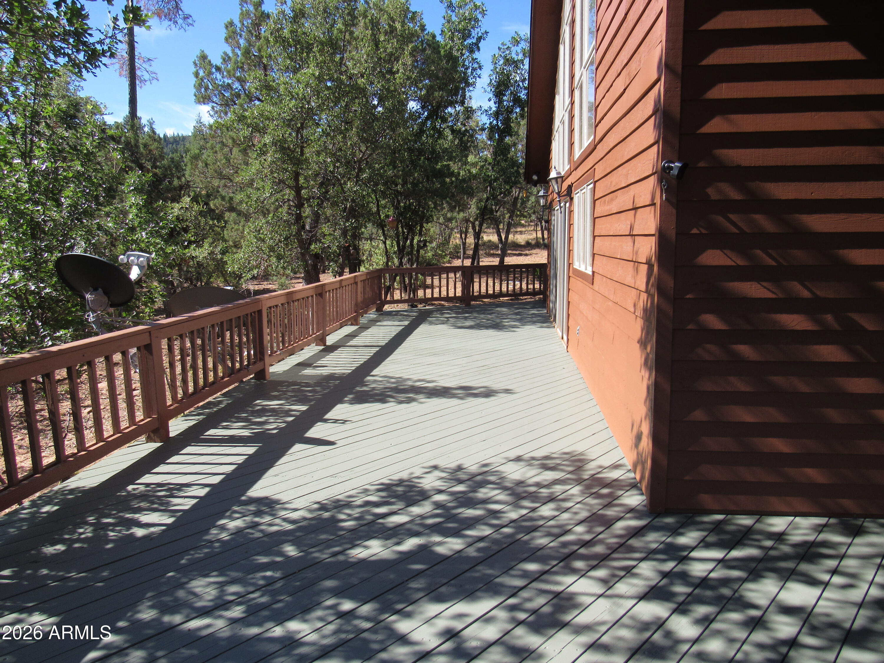 STRAWBERRY VIEW 2 - Residential