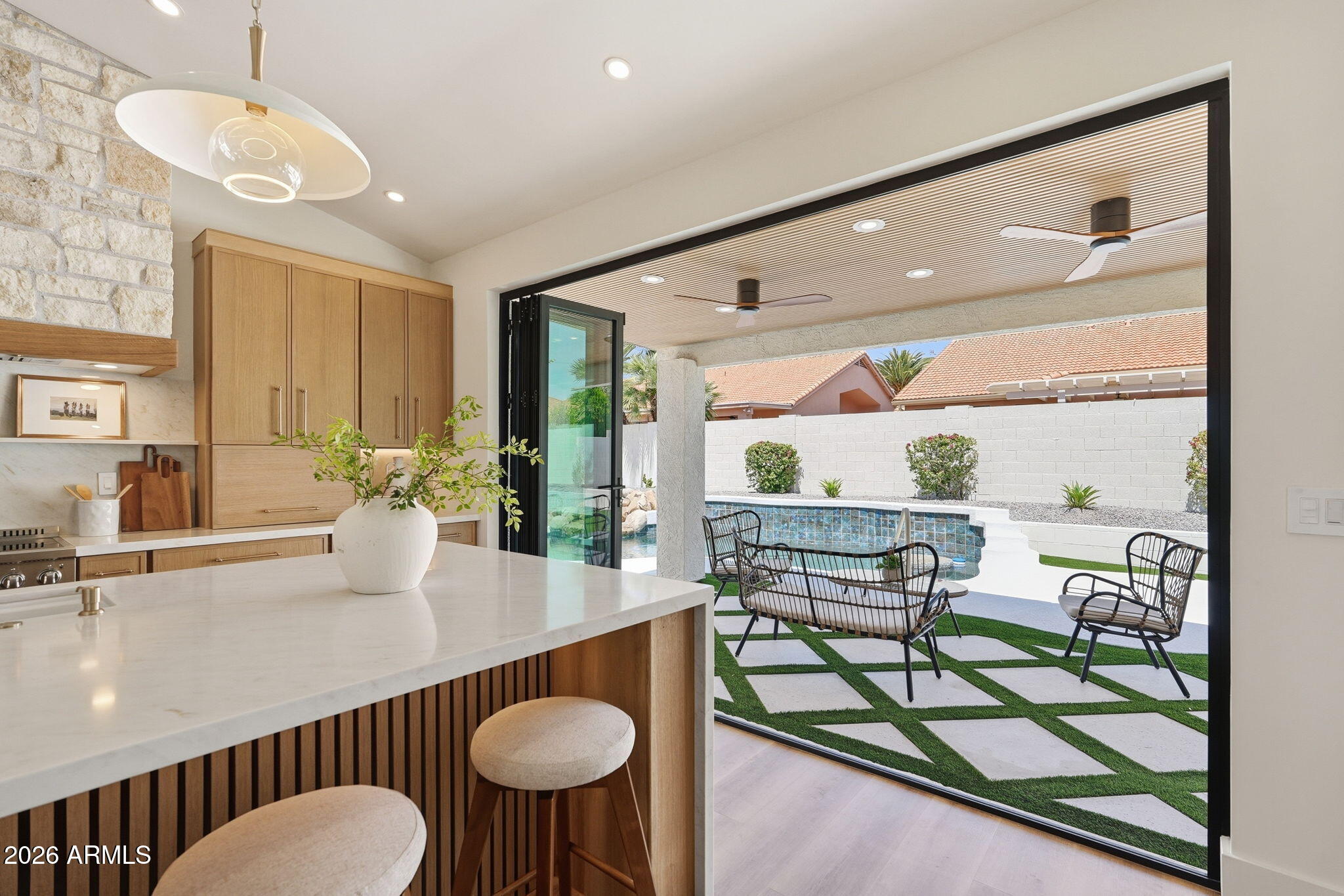 PARADISE PARK VISTA LOT 1-3 - Residential