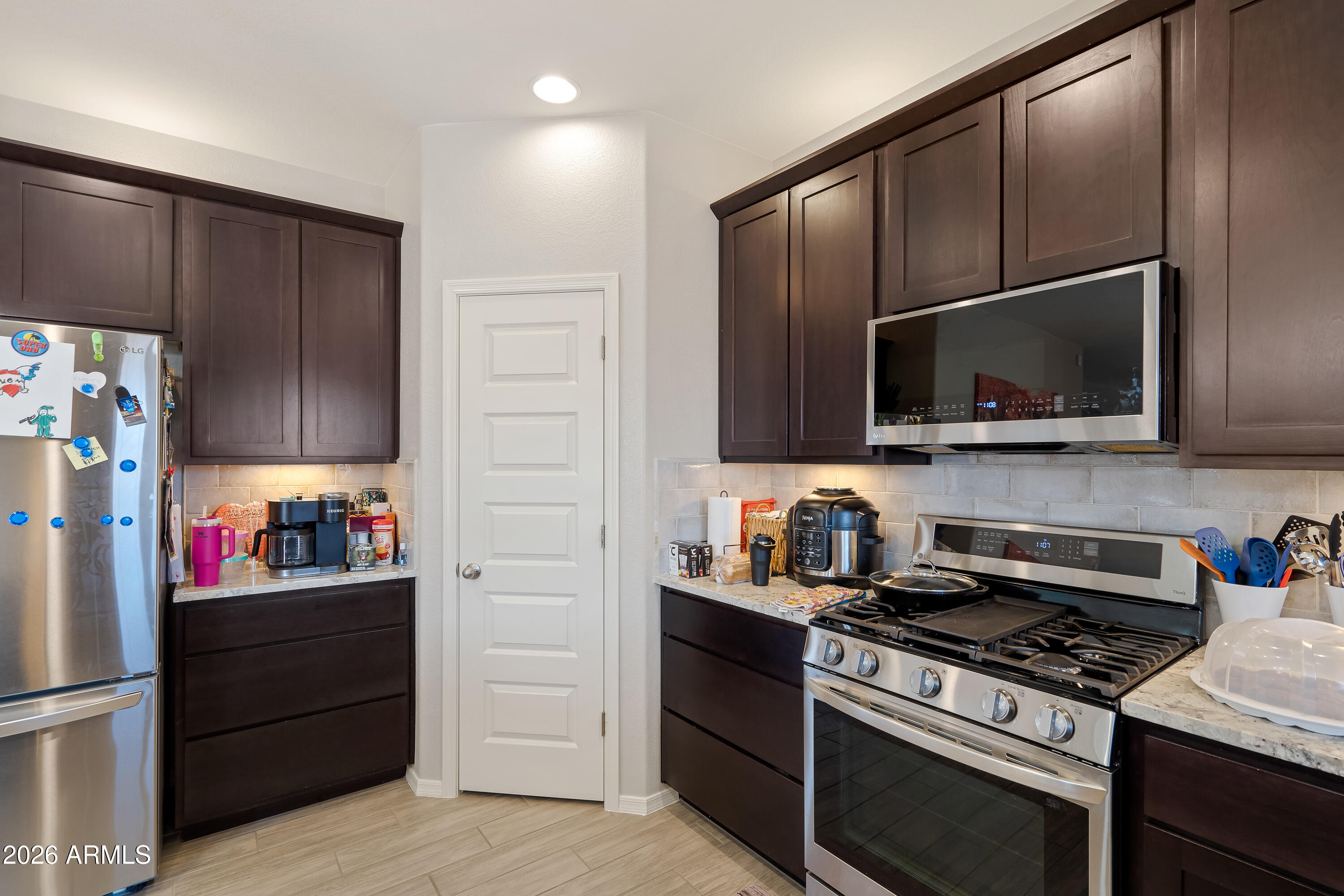 HOLIDAY AT PUEBLO DEL SOL PHASE 5B - Residential Lease