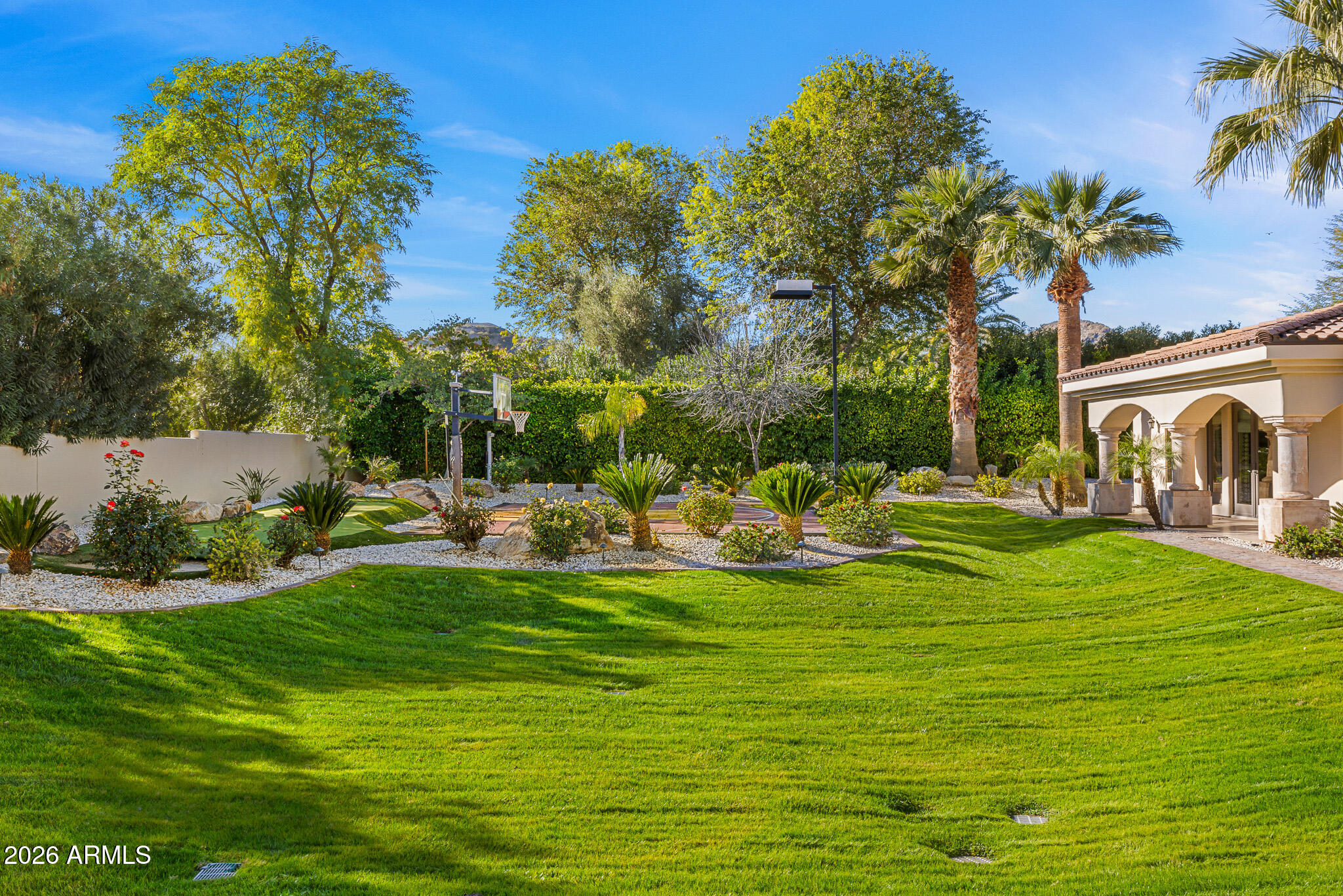 HUMMINGBIRD PLACE - Residential