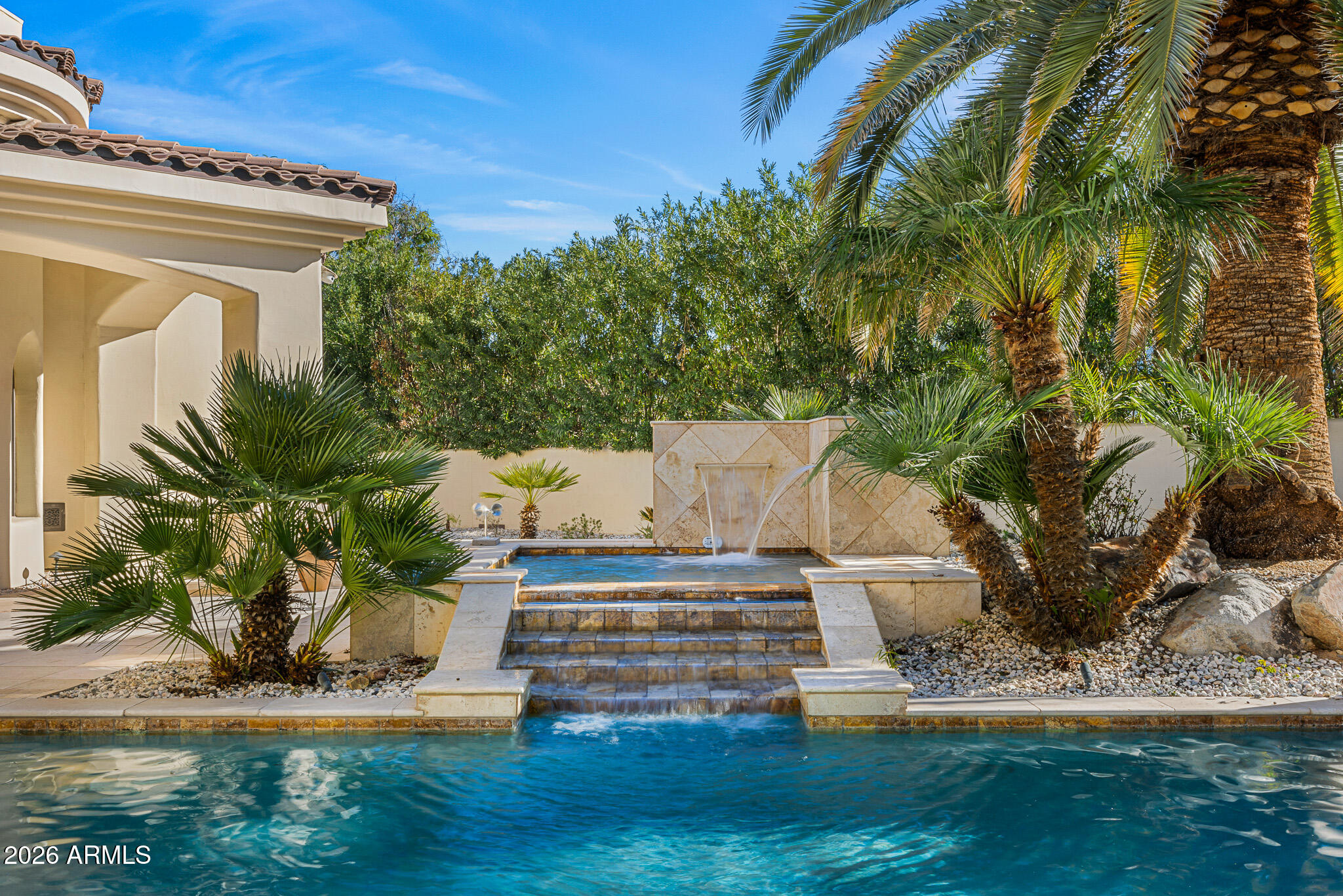 HUMMINGBIRD PLACE - Residential