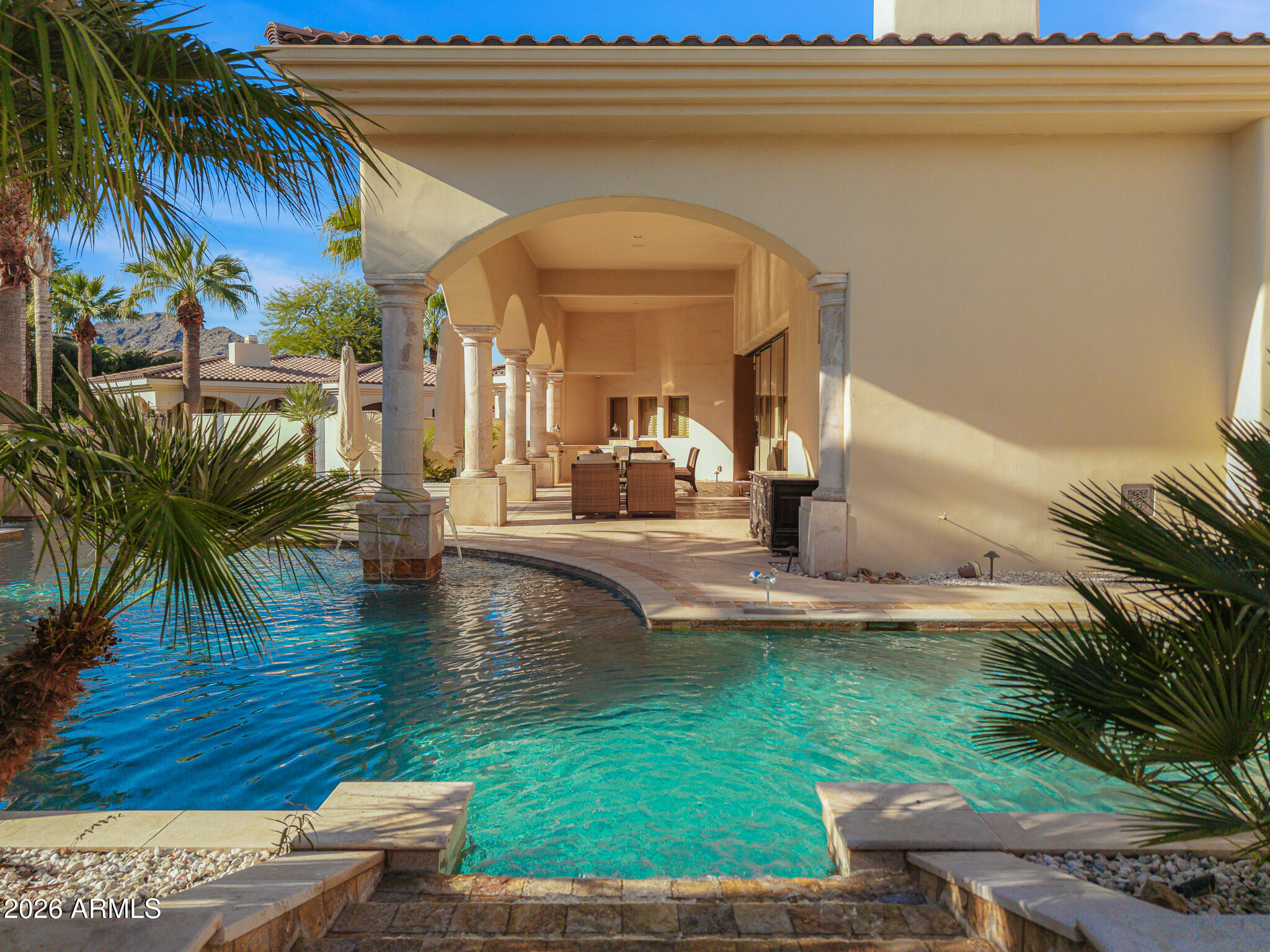 HUMMINGBIRD PLACE - Residential
