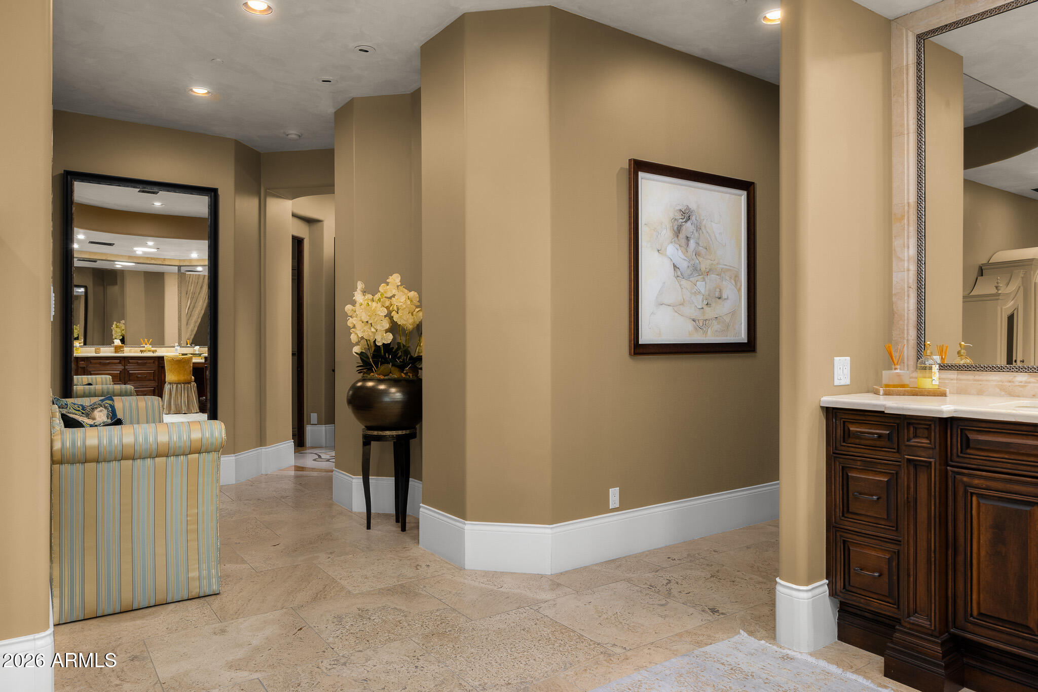 HUMMINGBIRD PLACE - Residential