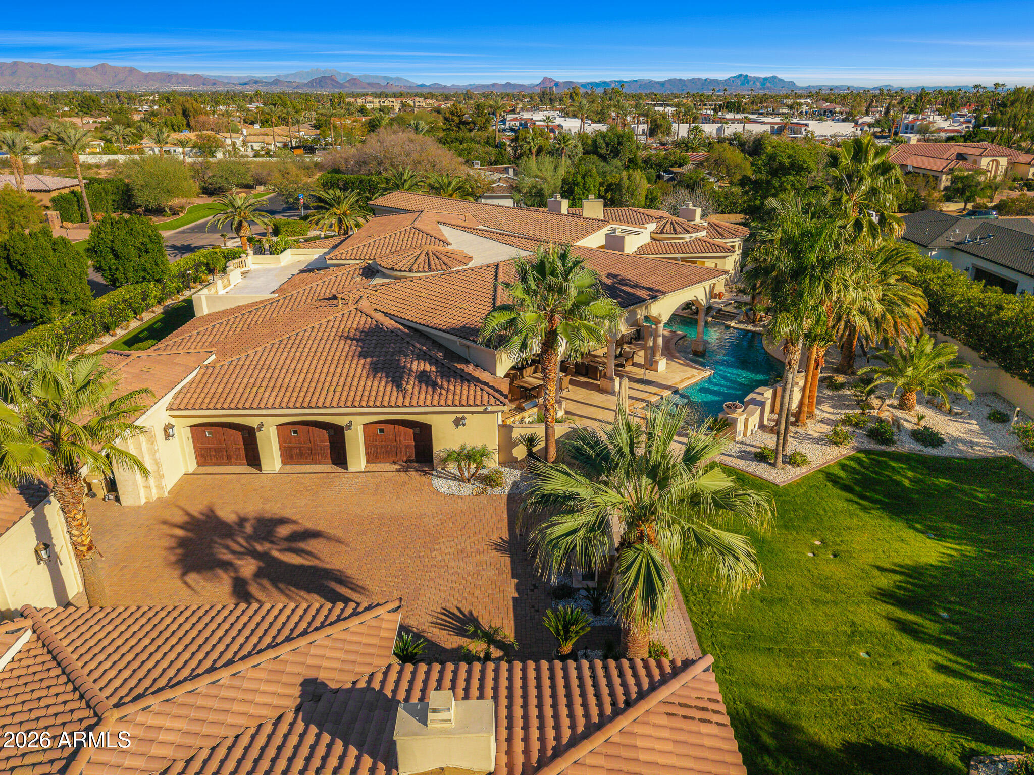 HUMMINGBIRD PLACE - Residential