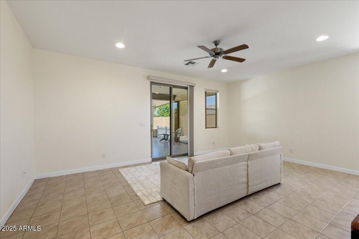 HIGHLANDS RANCH UNIT 2 - Residential