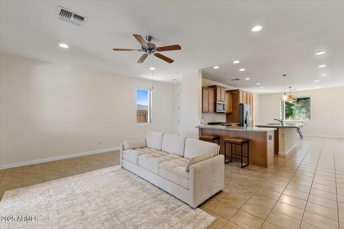 HIGHLANDS RANCH UNIT 2 - Residential