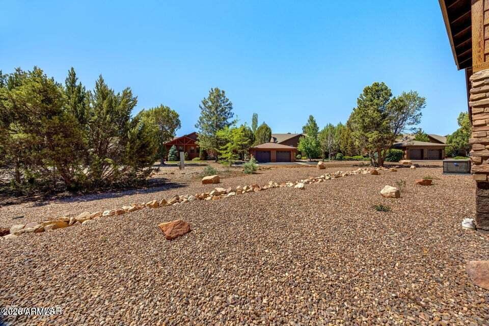 THE RETREAT VILLAS AT BISON CROSSING - Residential