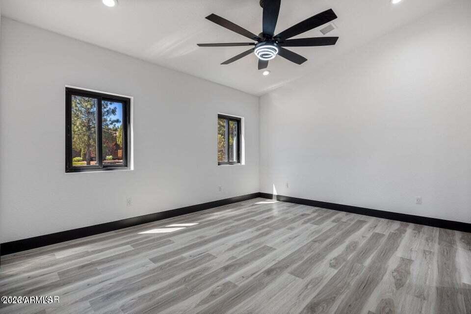 THE RETREAT VILLAS AT BISON CROSSING - Residential