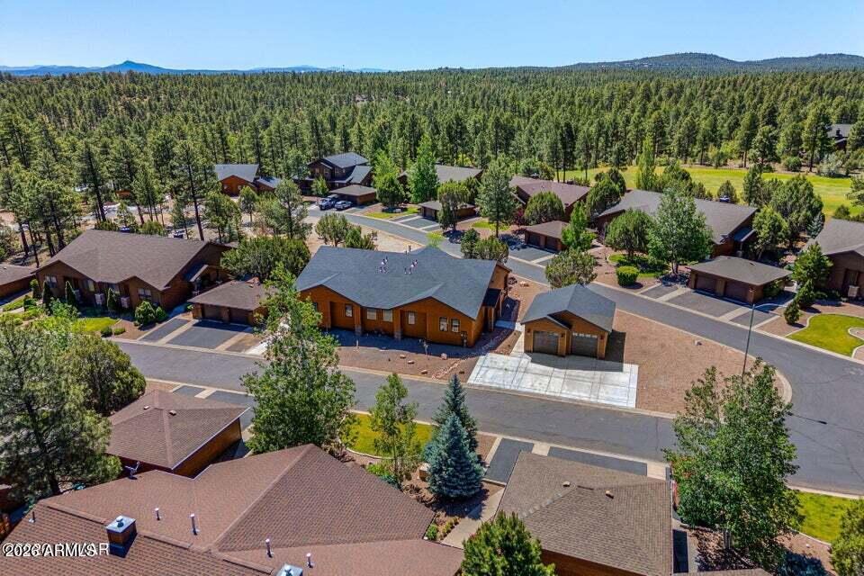 THE RETREAT VILLAS AT BISON CROSSING - Residential