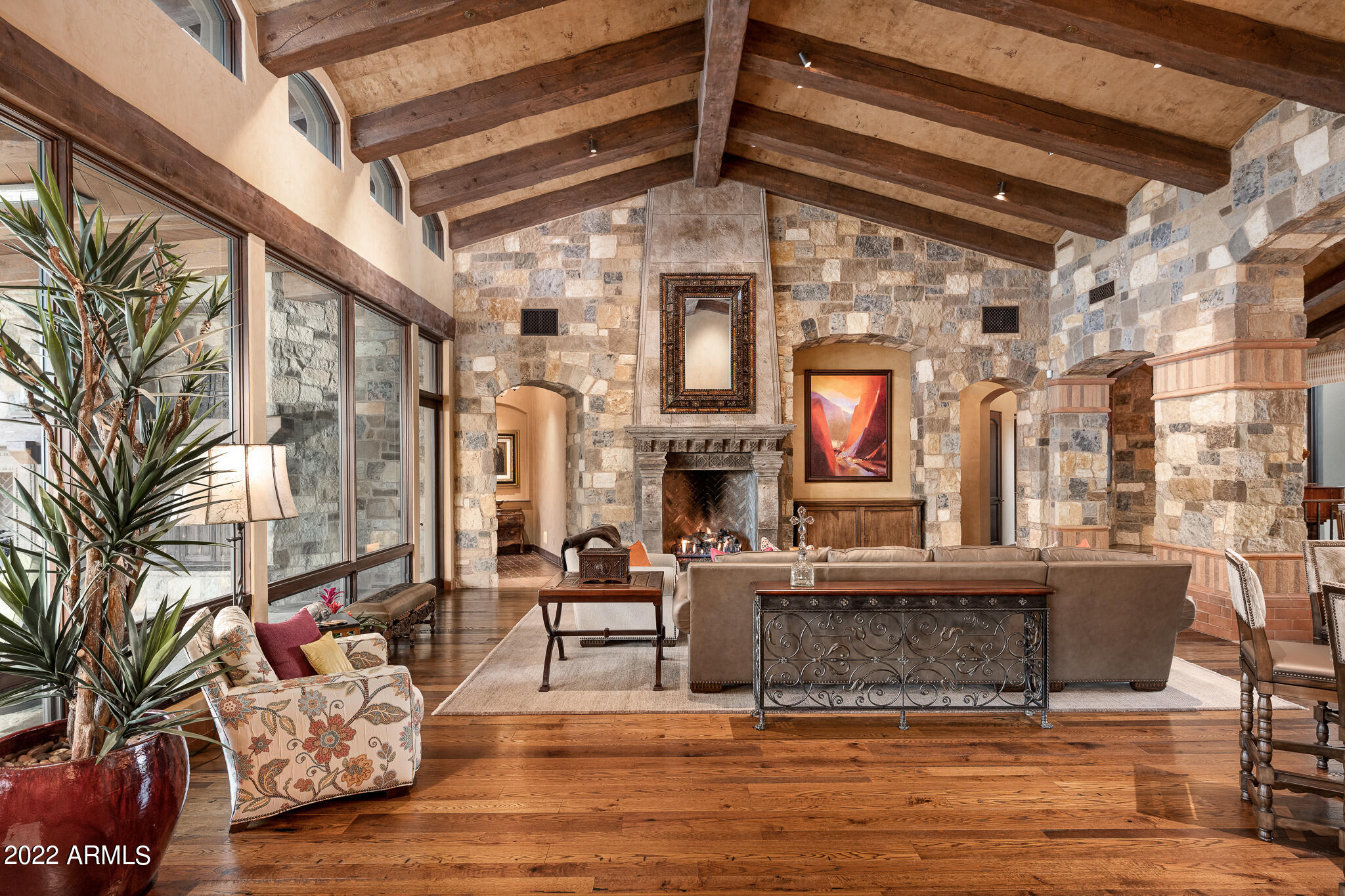 WHISPER ROCK UNIT 3 - Residential