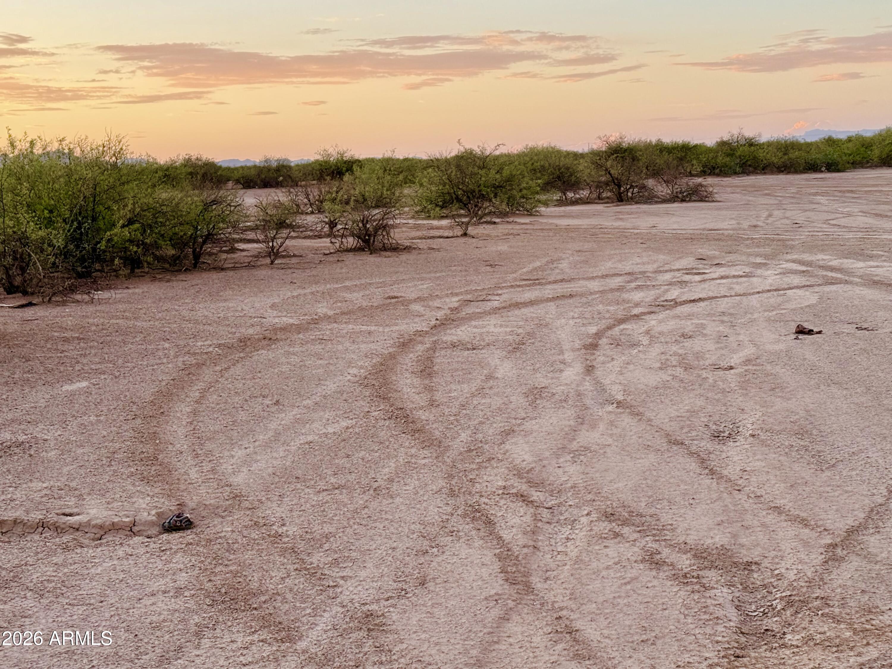 TOLTEC/ARIZONA VALLEY UNIT FIFTEEN - Land