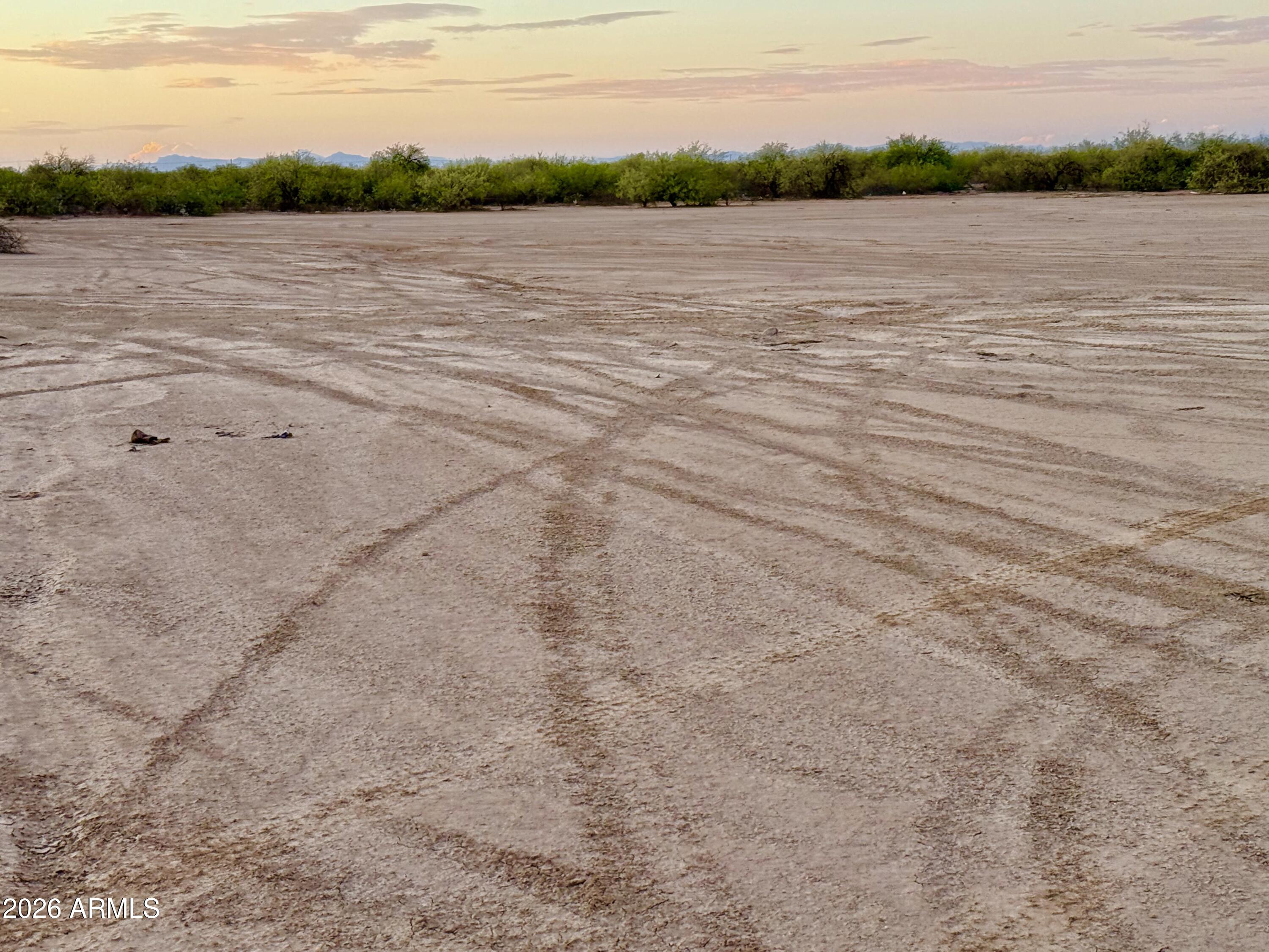 TOLTEC/ARIZONA VALLEY UNIT FIFTEEN - Land