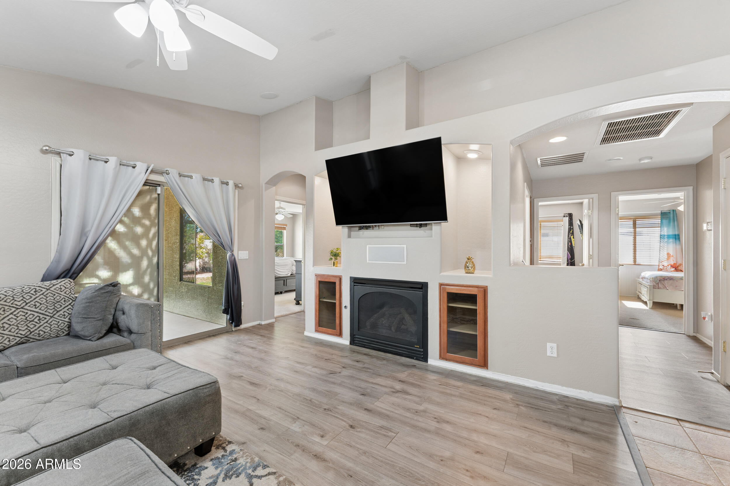 CHANDLER GINNING - Residential