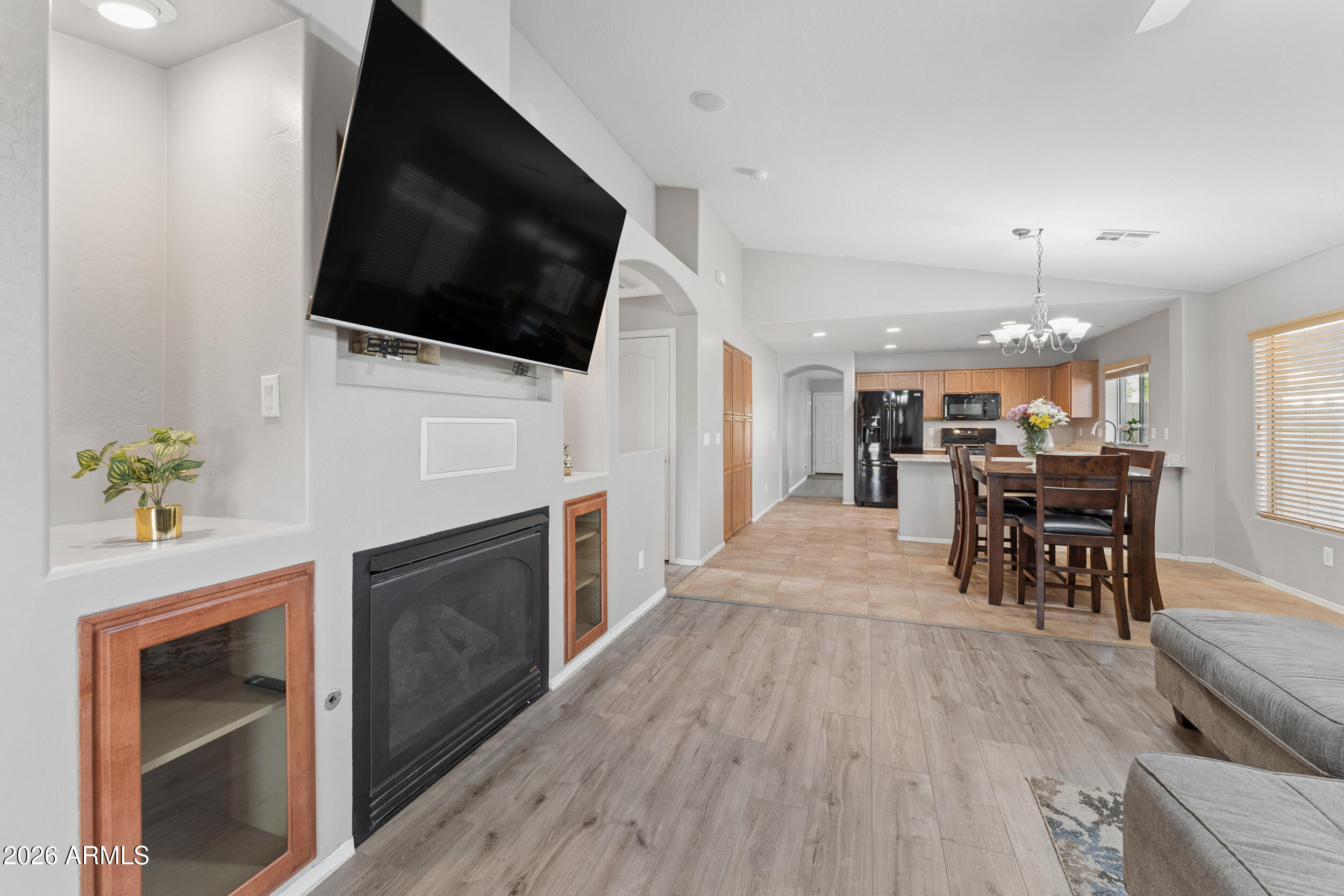 CHANDLER GINNING - Residential