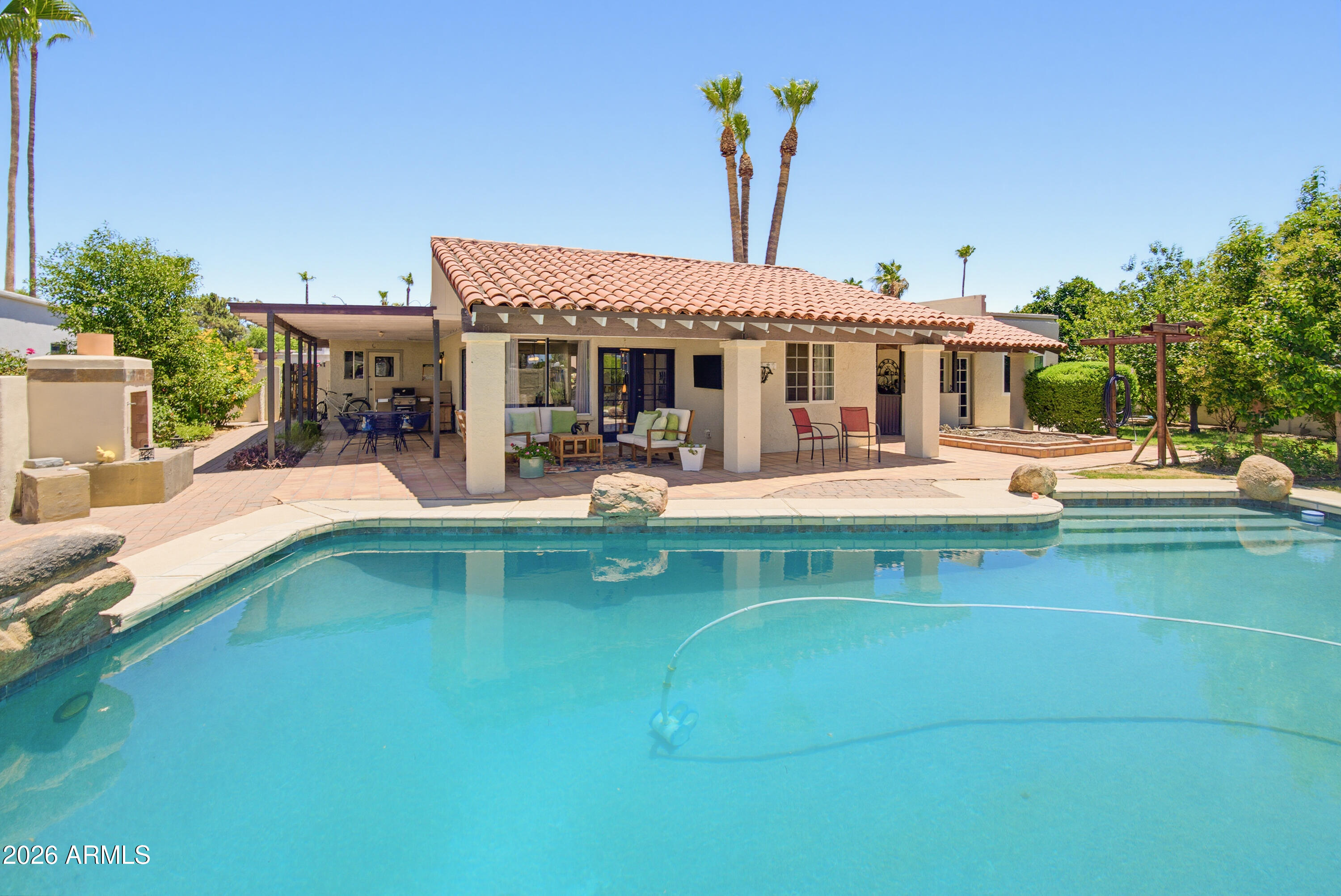 DESERT GARDENS - Residential