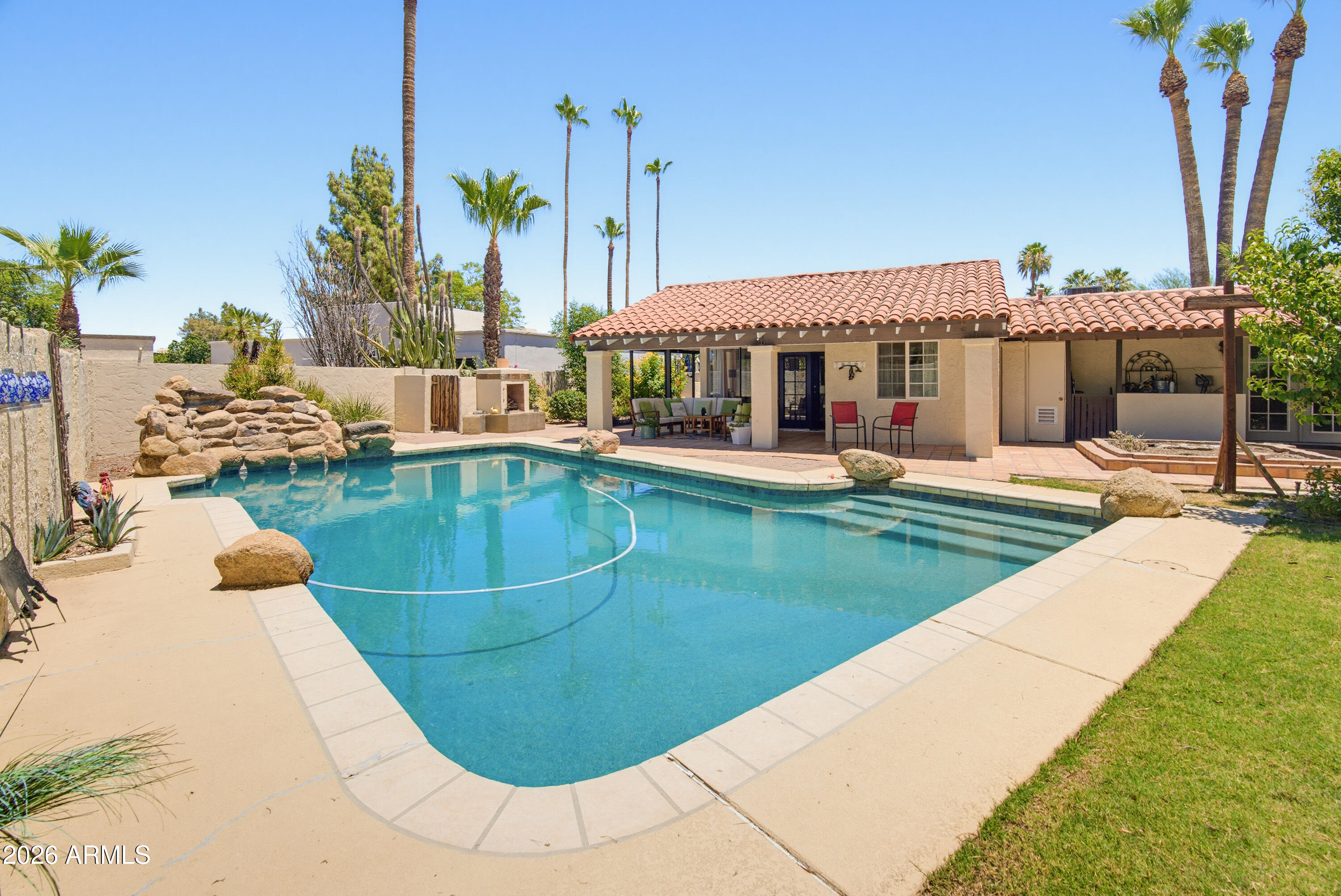 DESERT GARDENS - Residential