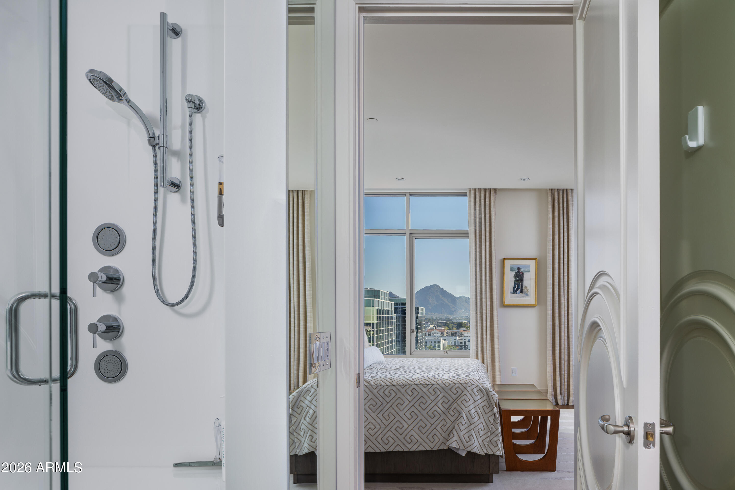 ESPLANADE PLACE CONDOMINIUM AMD - Residential